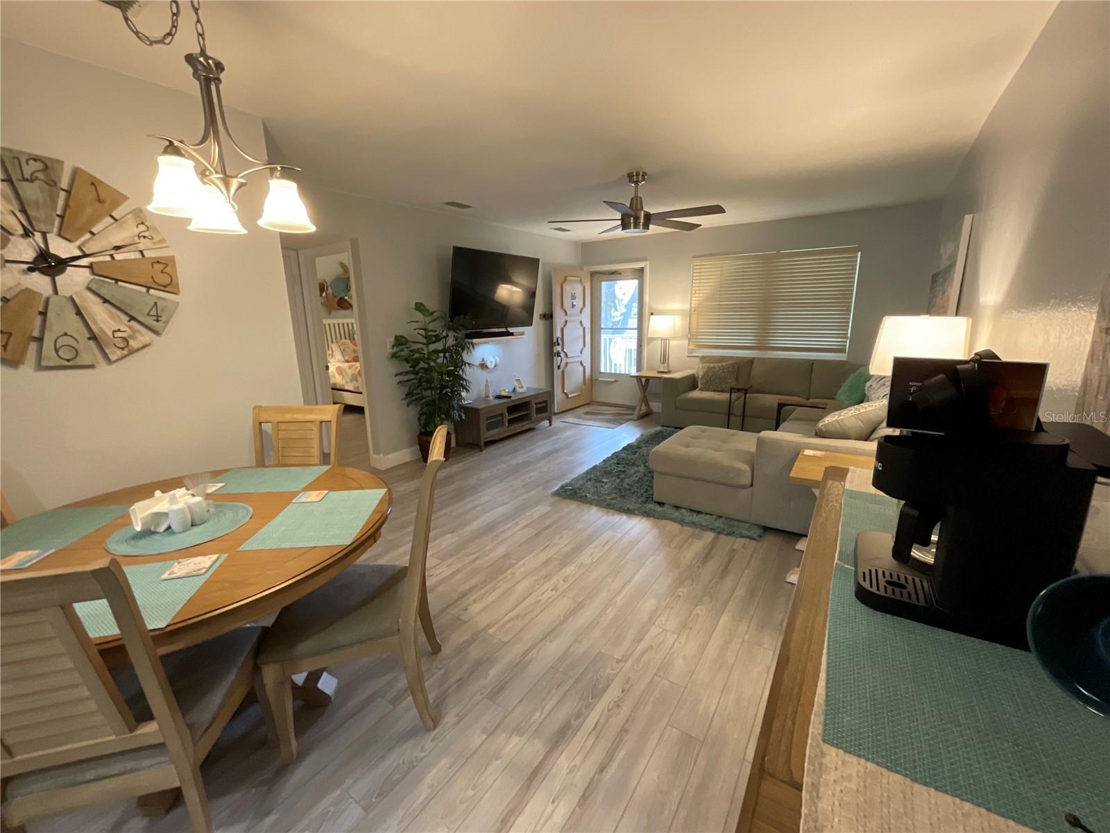 LONG BAYOU - Residential Lease