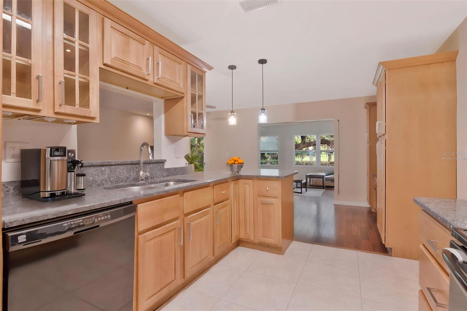 1967 BECKETT LAKE DR