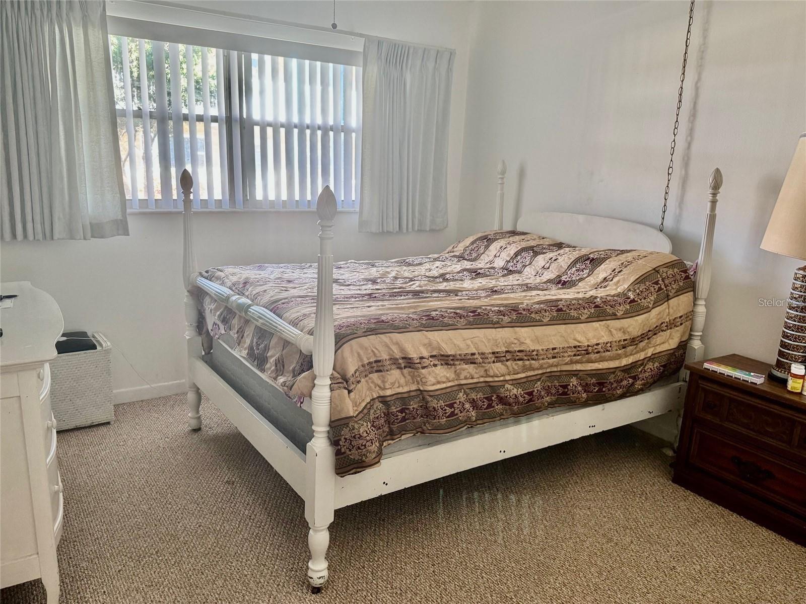 PARADISE SHORES - Residential