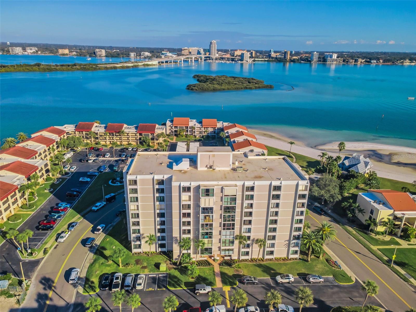 CLEARWATER POINT 7 TENNIS - Residential