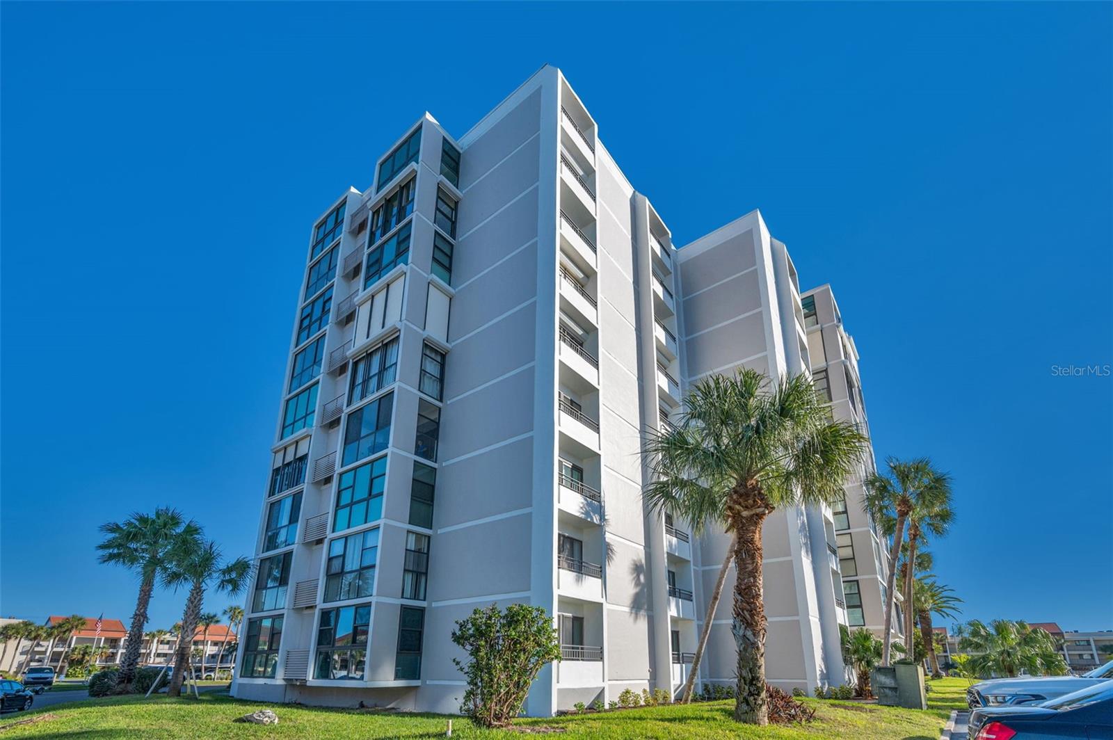 CLEARWATER POINT 7 TENNIS - Residential