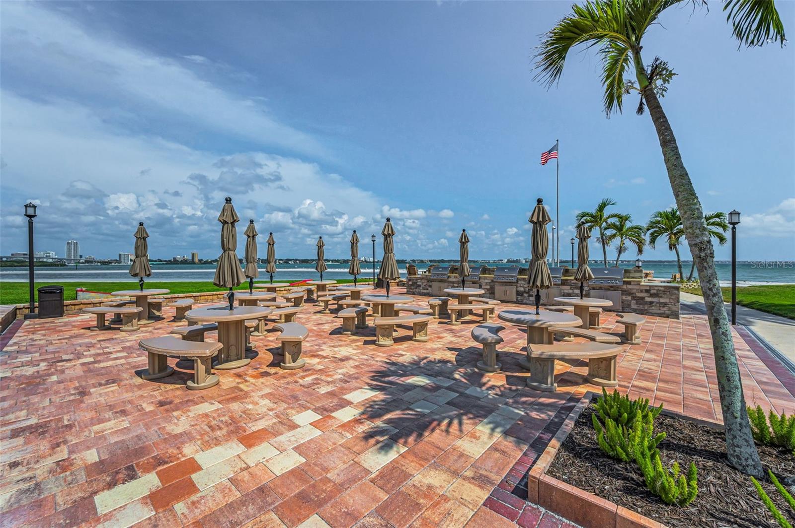 CLEARWATER POINT 7 TENNIS - Residential