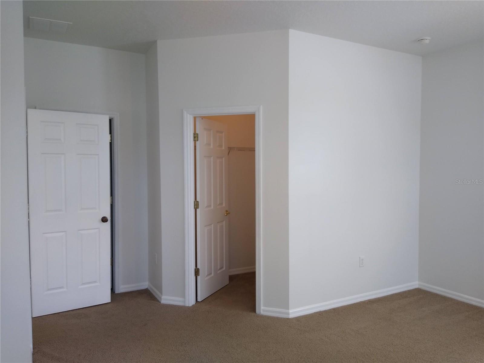 SOMERSET - Residential Lease