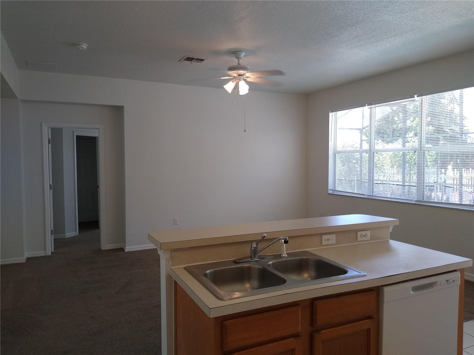 SOMERSET - Residential Lease