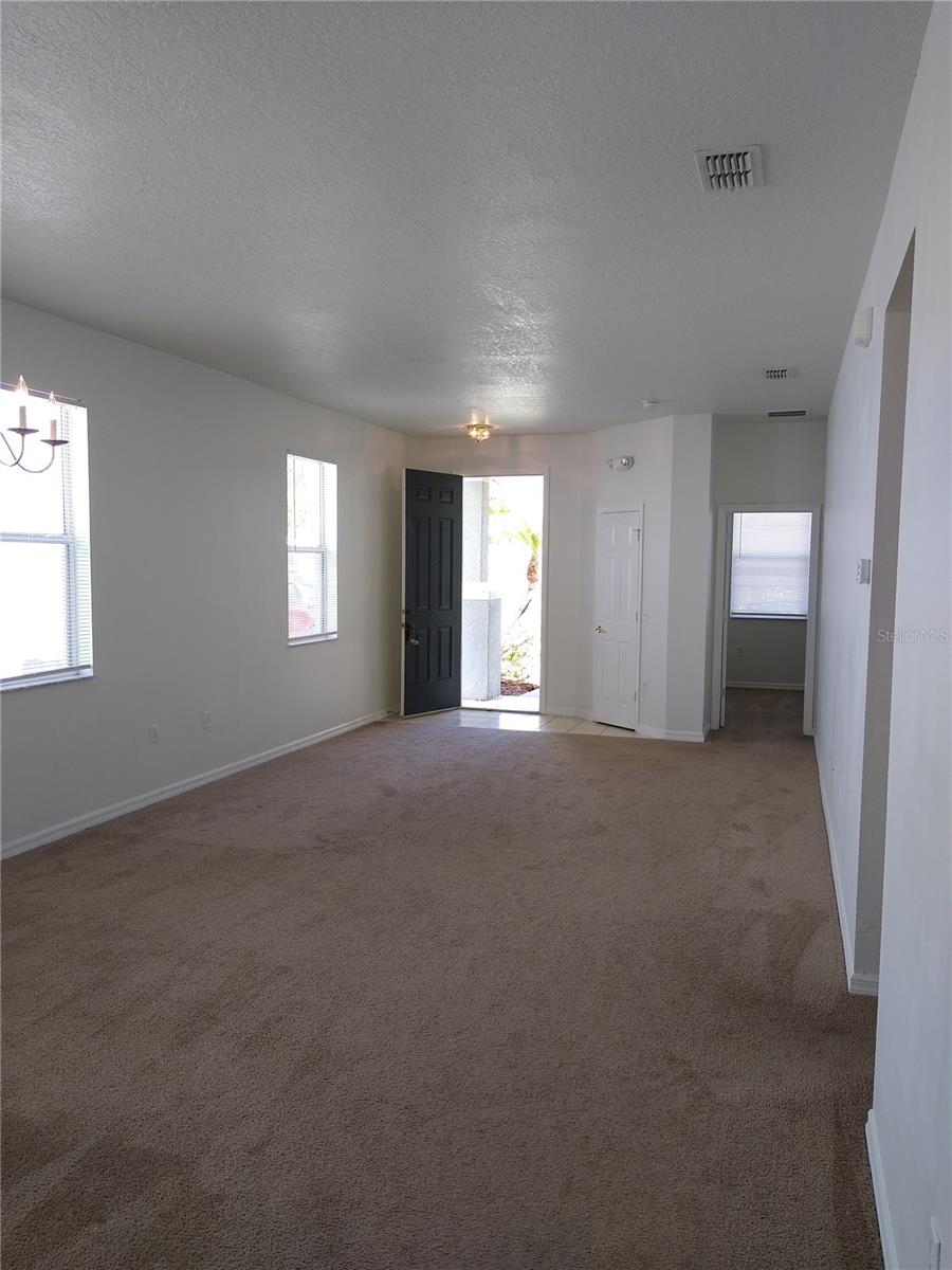 SOMERSET - Residential Lease