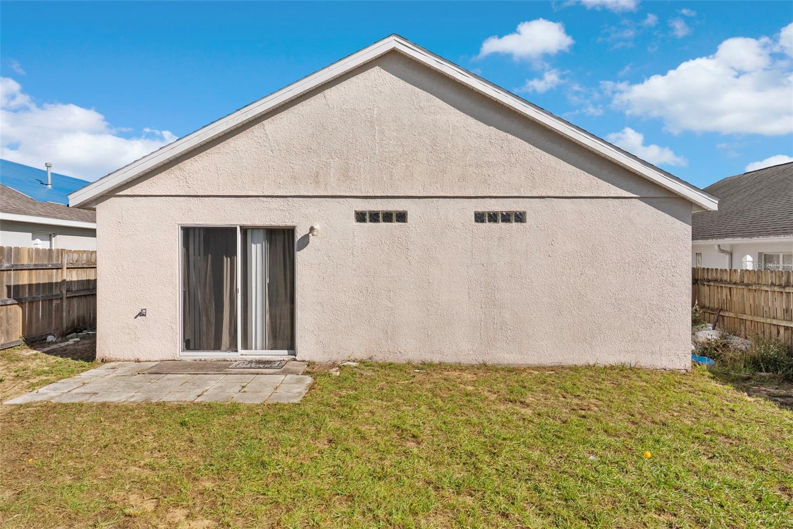 ROYAL RIDGE PH 02 - Residential