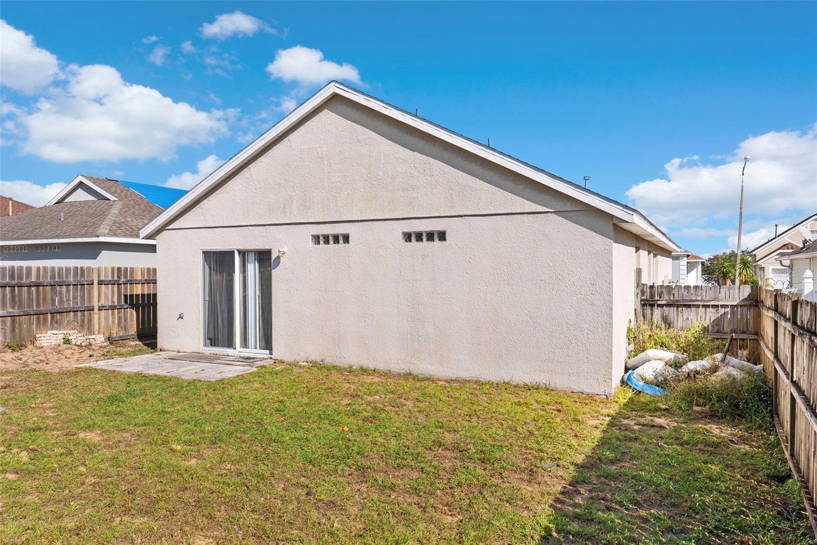 ROYAL RIDGE PH 02 - Residential