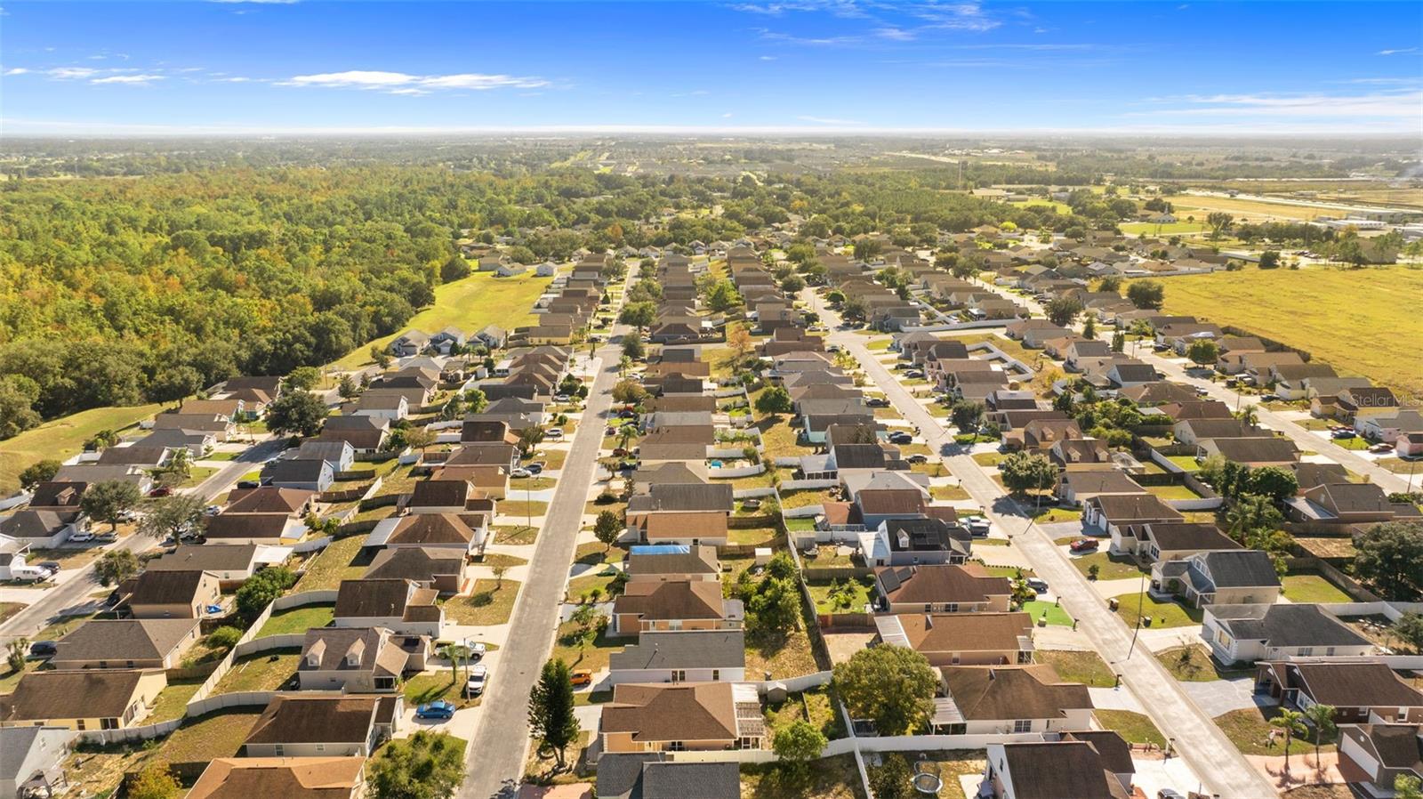 ROYAL RIDGE PH 02 - Residential