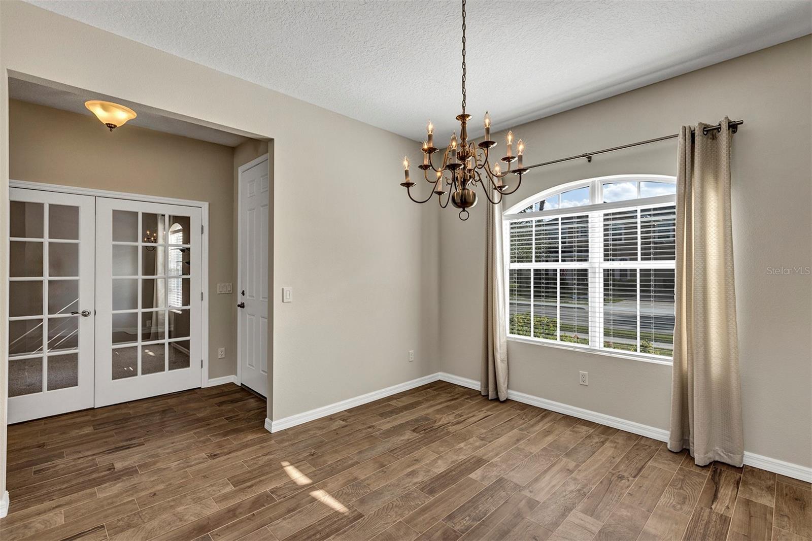 COVINGTON PARK A B D E F G & J - Residential Lease