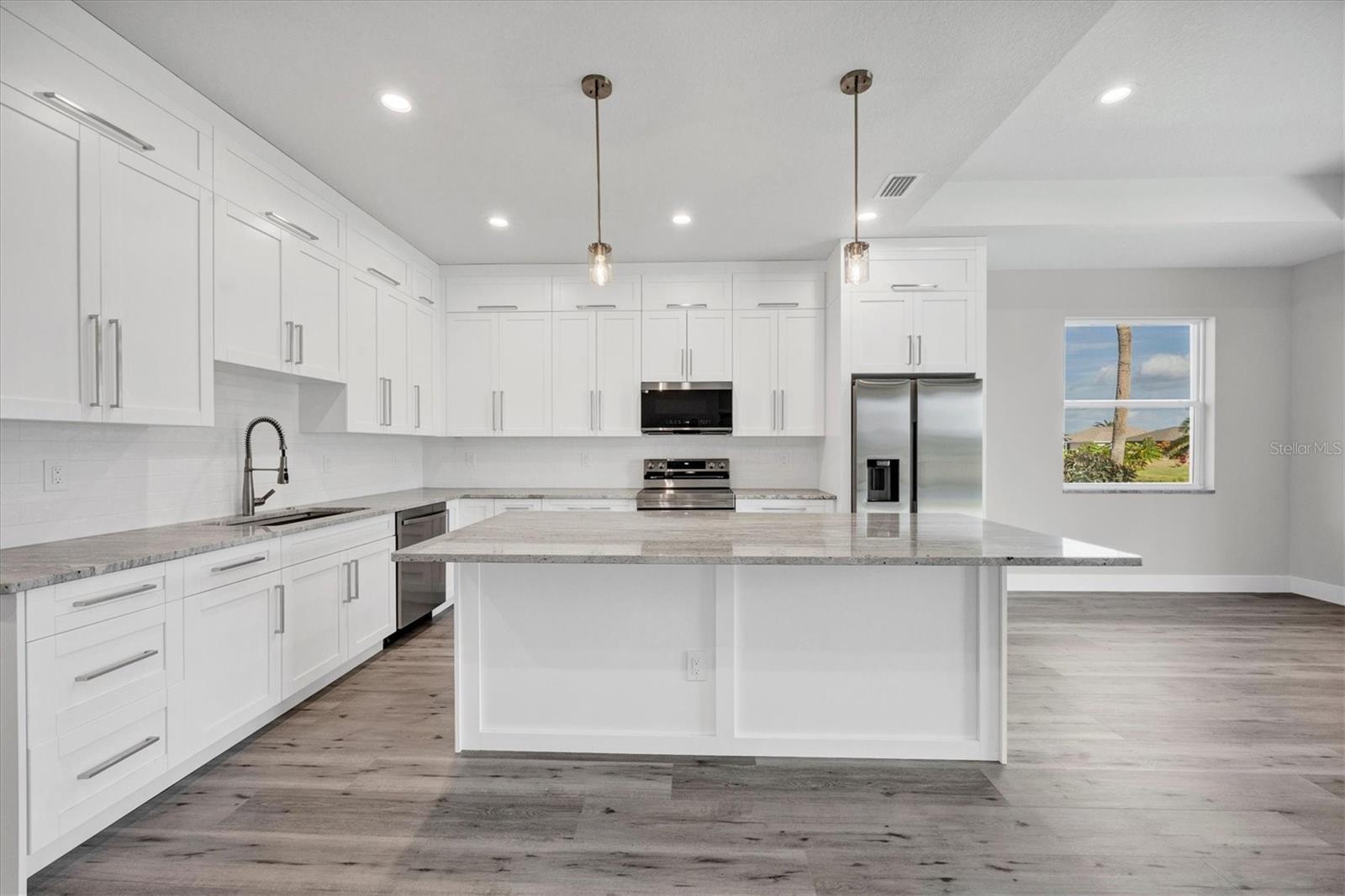 PEBBLE BEACH - Residential