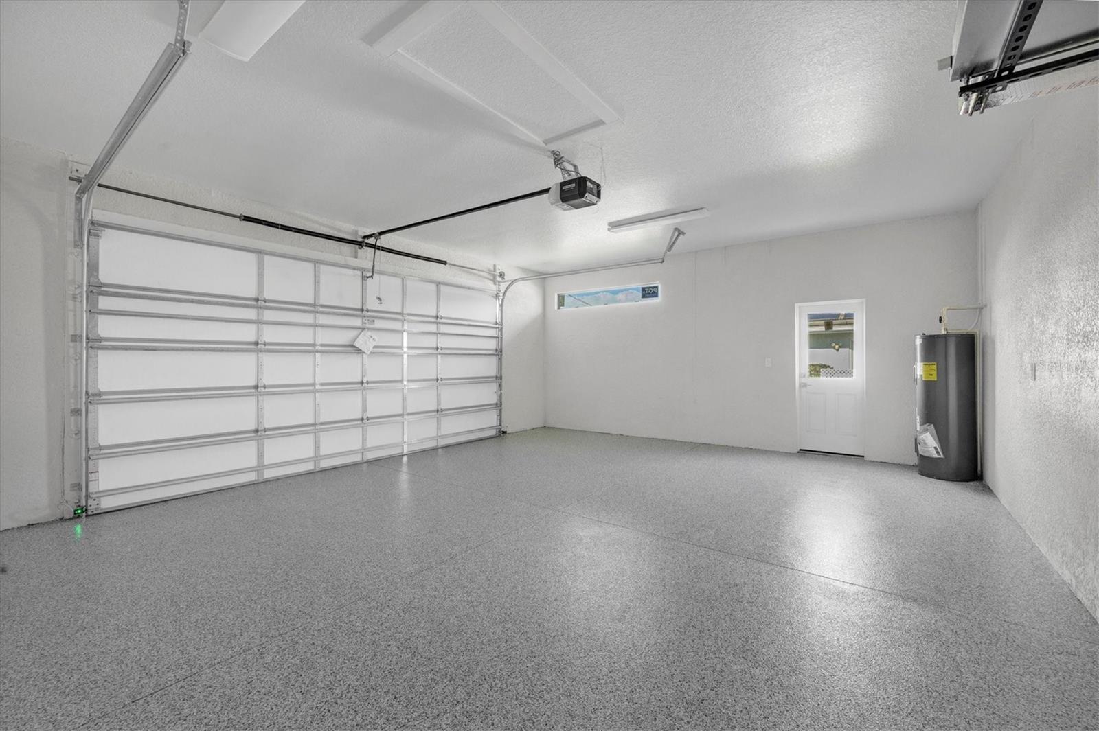 PEBBLE BEACH - Residential