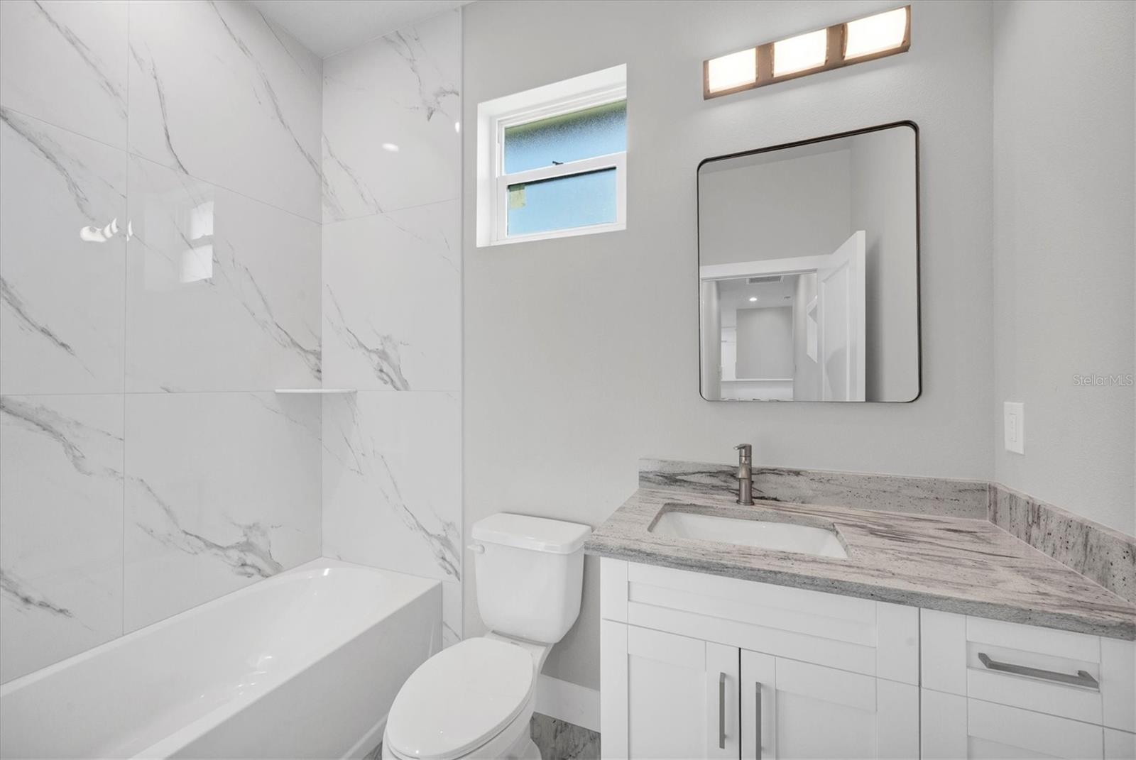 PEBBLE BEACH - Residential