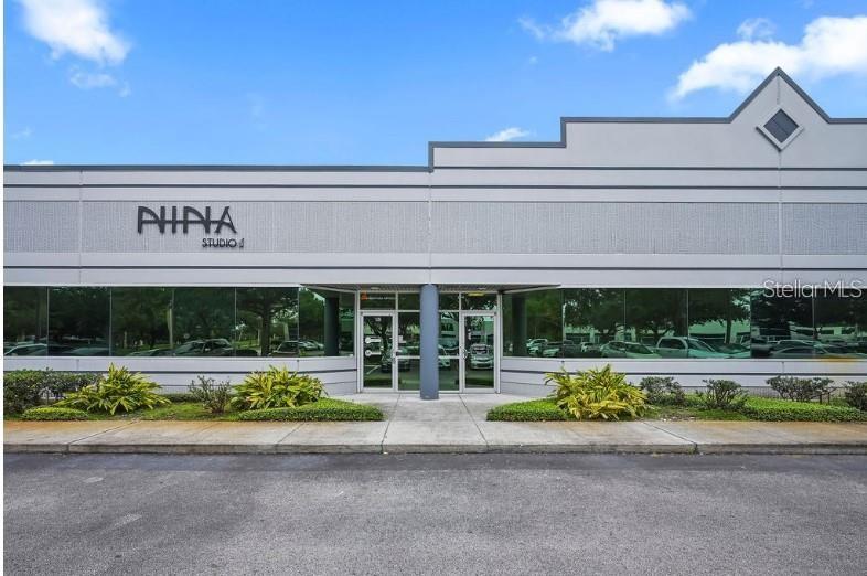 Great opportunity to lease a commercial space in Orlando! This strategically located property offers easy access to the Orlando Convention Center, International Drive, Universal Blvd, Beach Line 528, and I-4. It’s just minutes away from Orlando International Airport and downtown, surrounded by hotels, and close to the new Universal's Epic Universe theme park. Gas stations and restaurants are also nearby. The space includes 11 rooms, a reception area, and a kitchen. Additionally, we have a TV and a coffee machine available in the reception area. Please schedule a visit in advance to explore this fantastic opportunity!