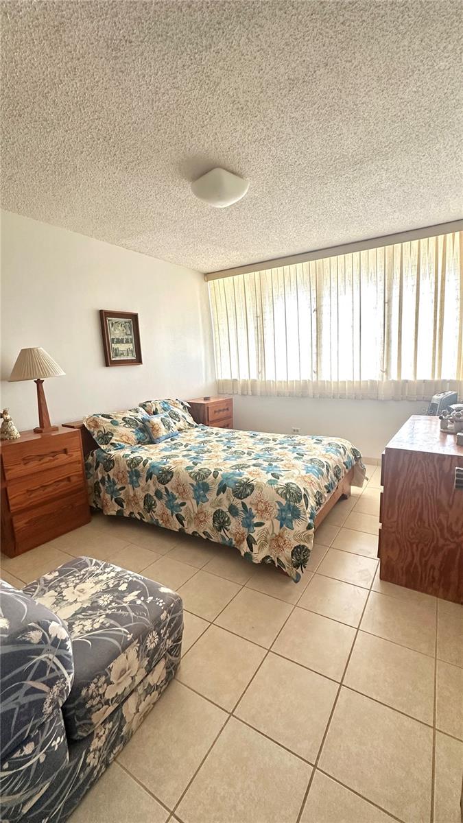 COND DOS MARINAS II - Residential