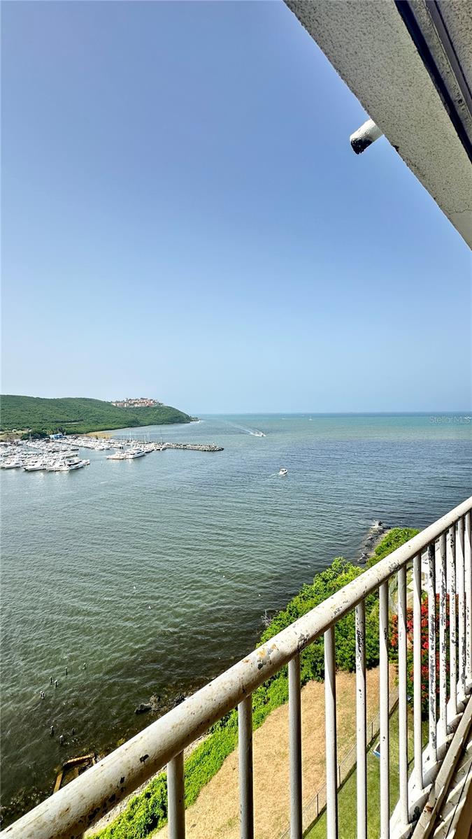 COND DOS MARINAS II - Residential