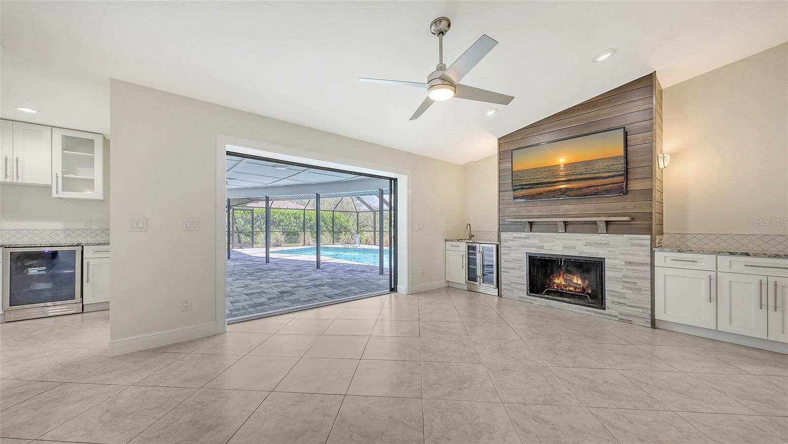 MEADOWS THE - Residential