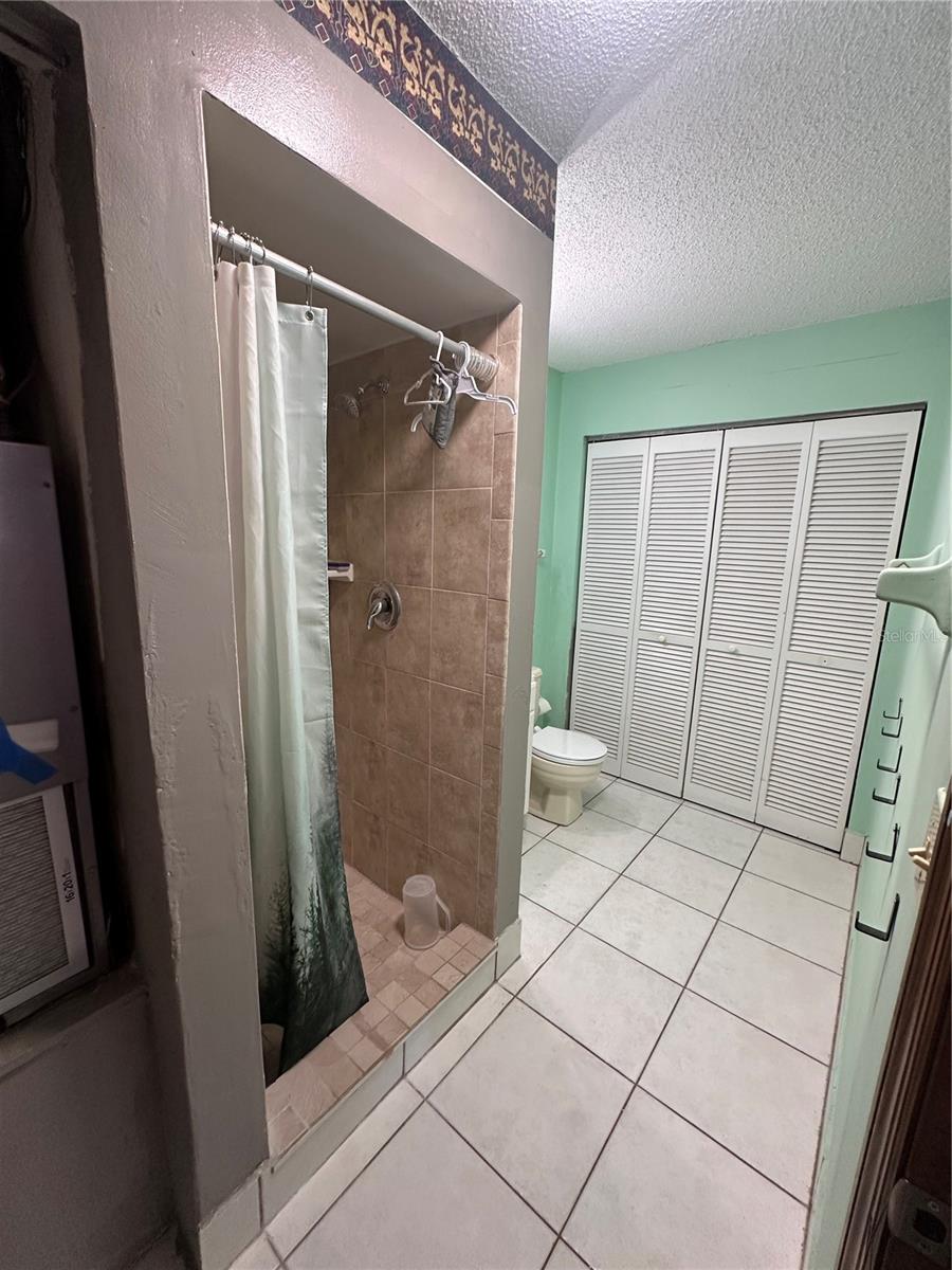 OAK MDW - Residential