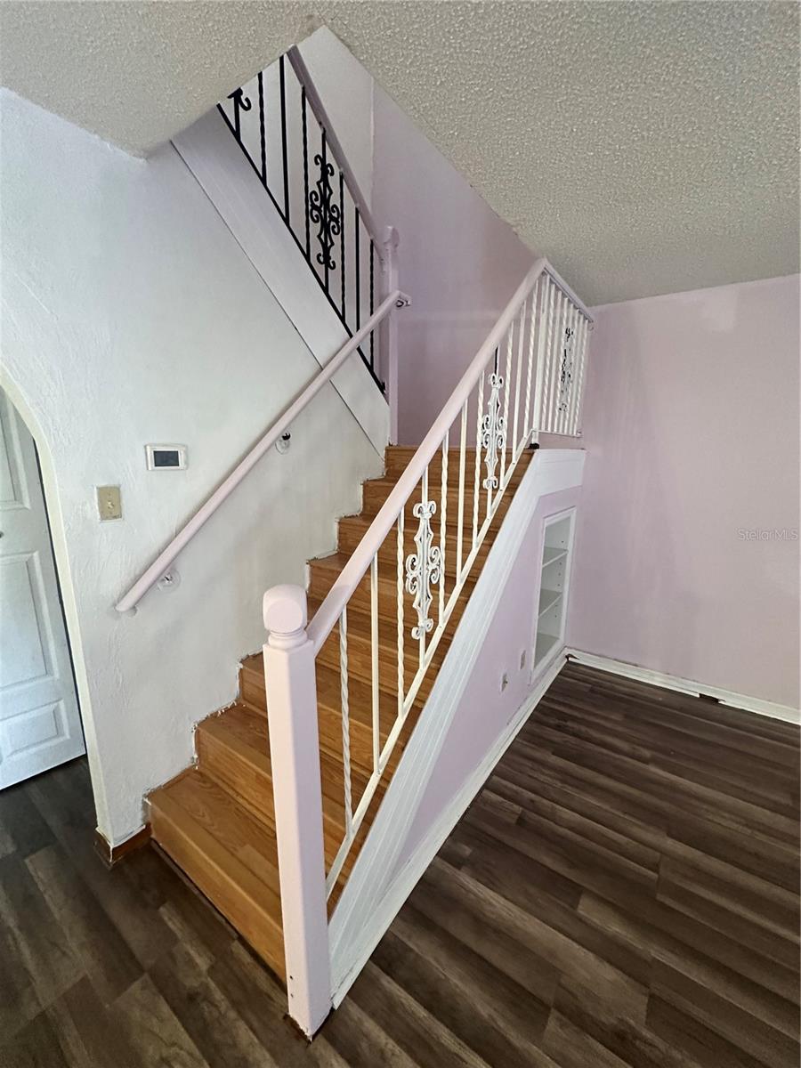 OAK MDW - Residential