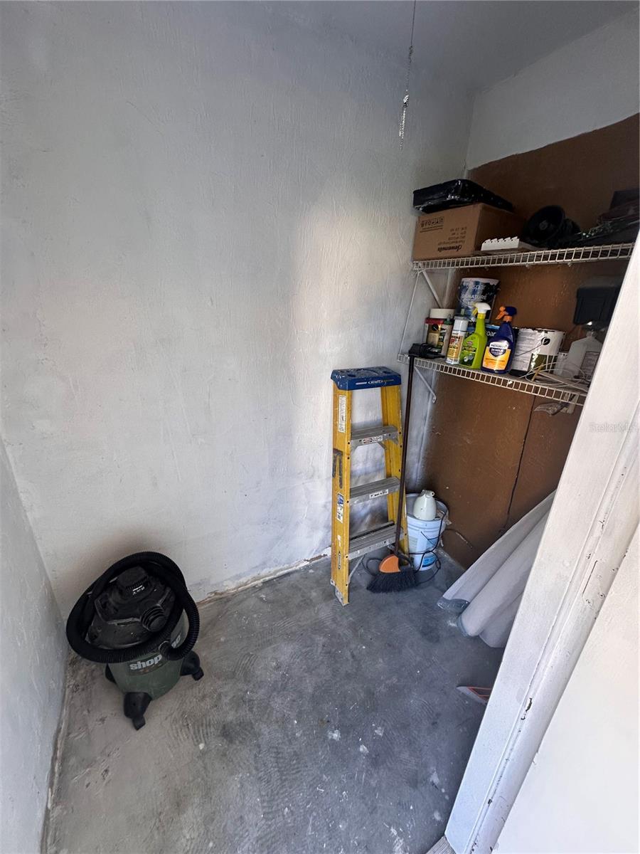 OAK MDW - Residential