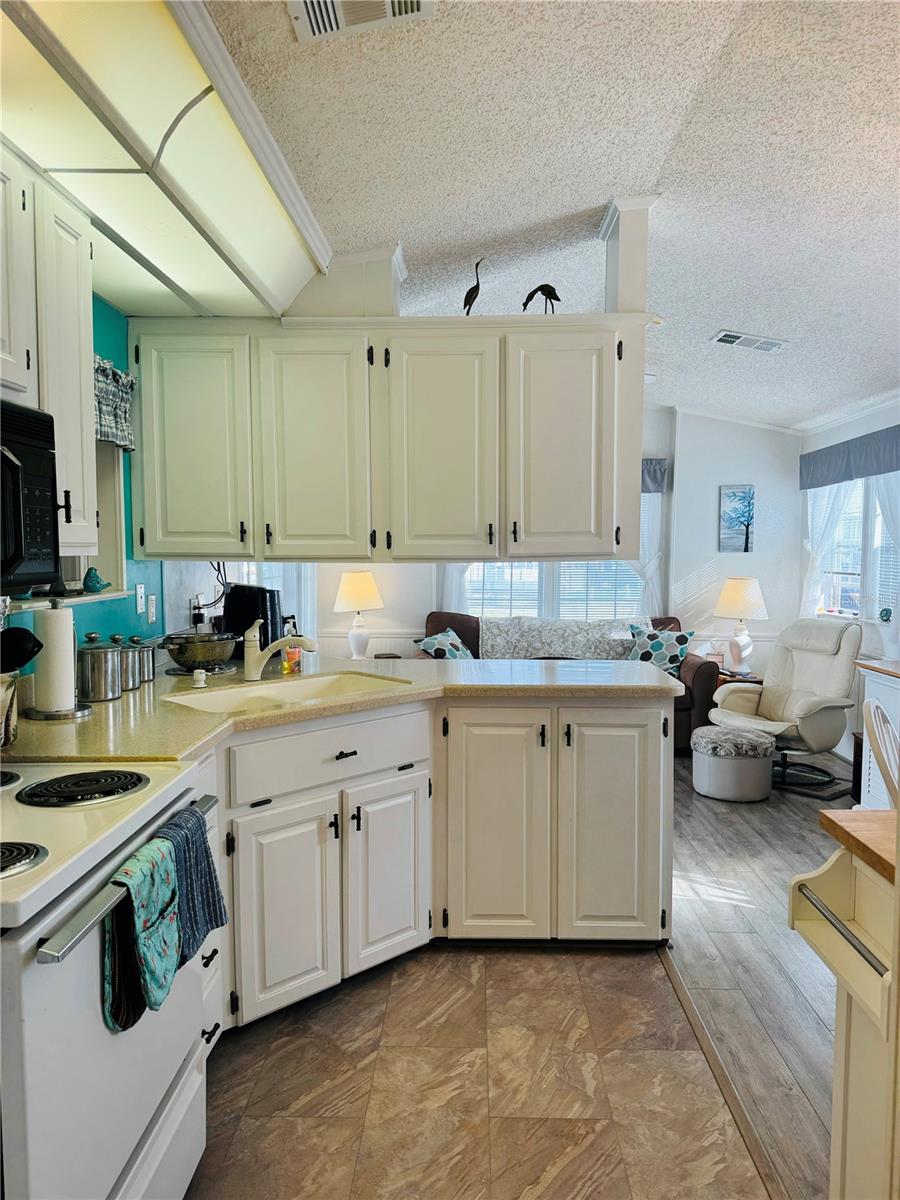 DEER CREEK GOLF & TENNIS RV RESORT PH 03-B - Residential