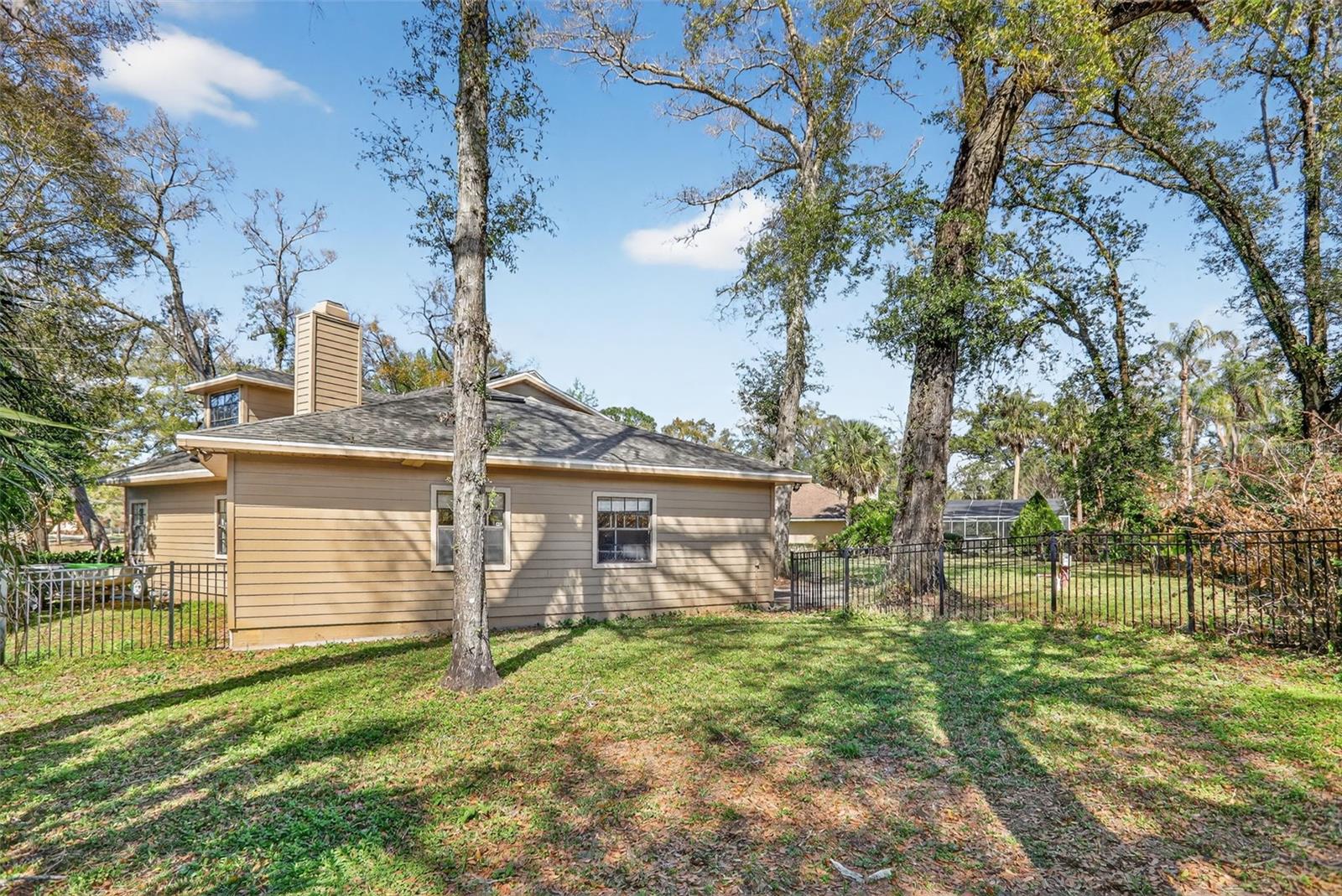 SANLANDO SPGS - Residential