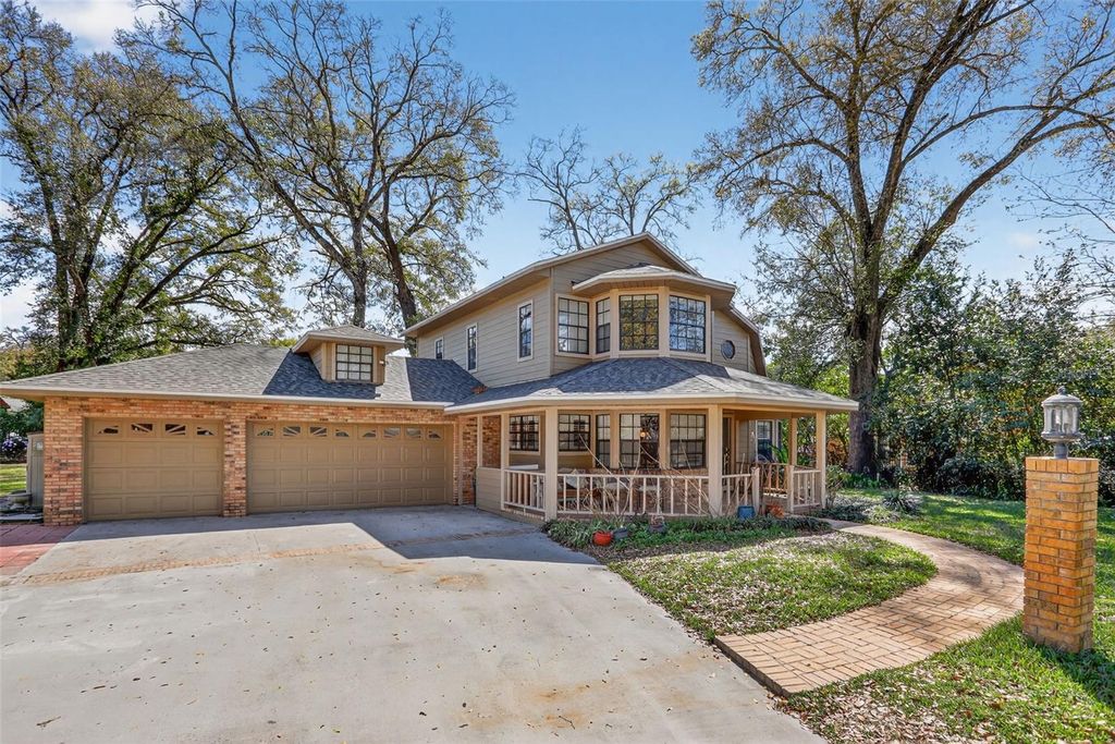 Photo of 385 Brassie Drive, Longwood, FL 32750 (MLS # O6387162)