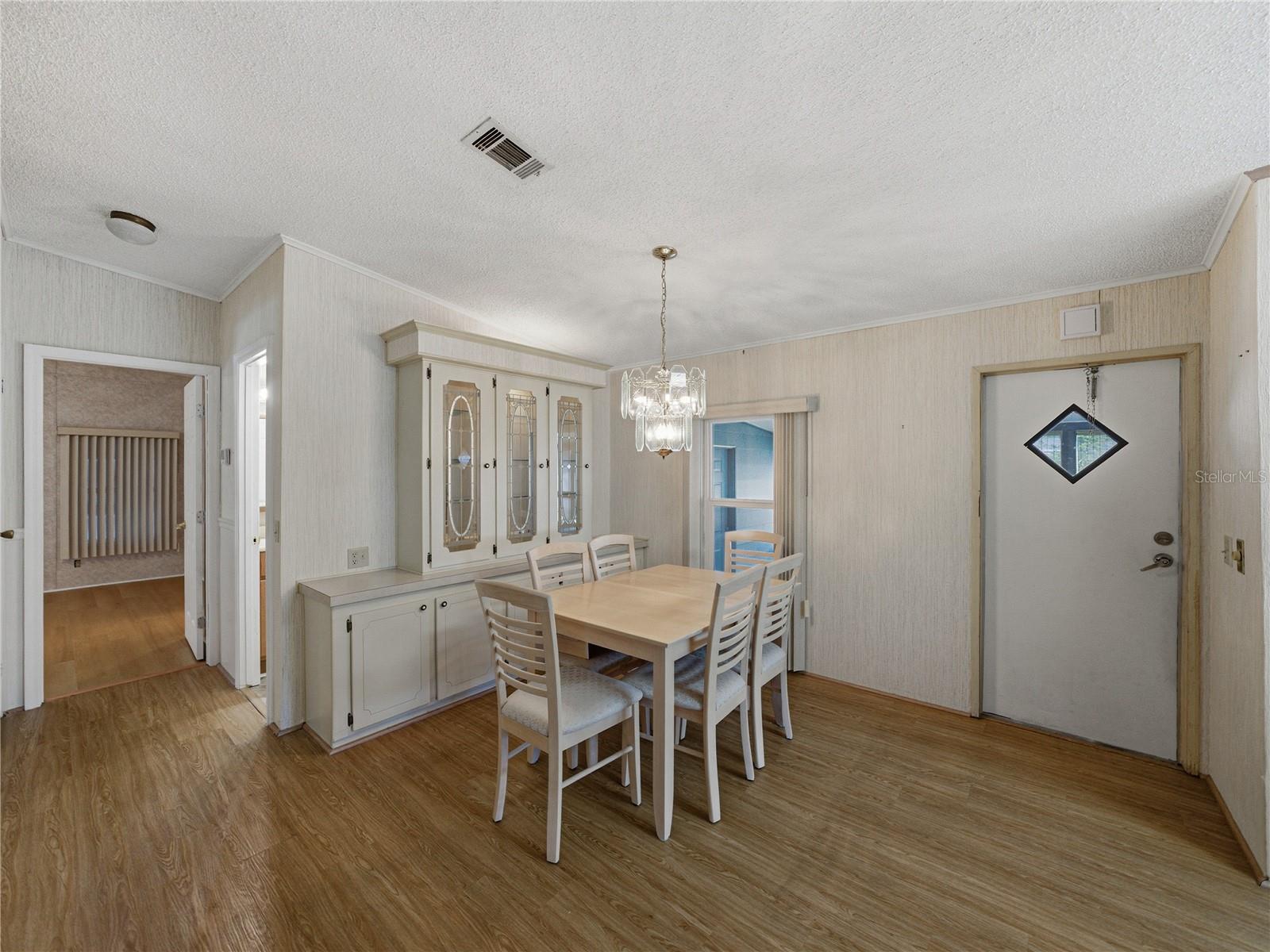 COLONY HILLS COMMUNITY - Residential