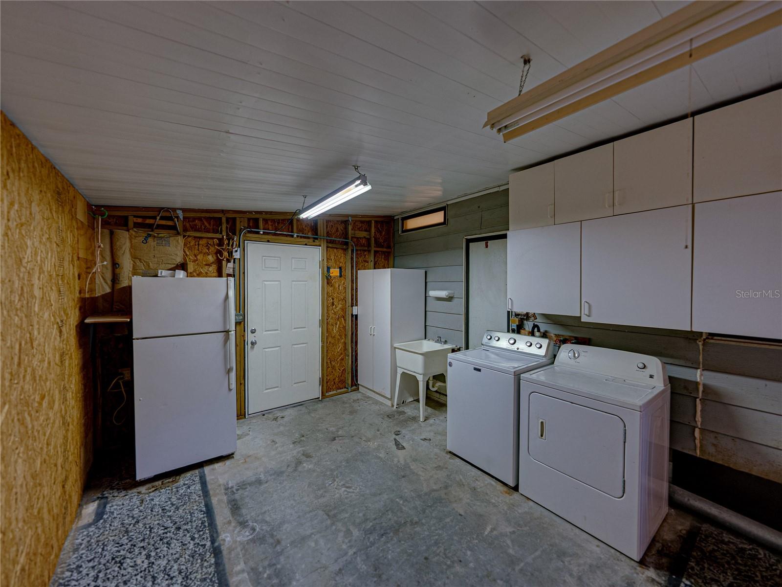 COLONY HILLS COMMUNITY - Residential