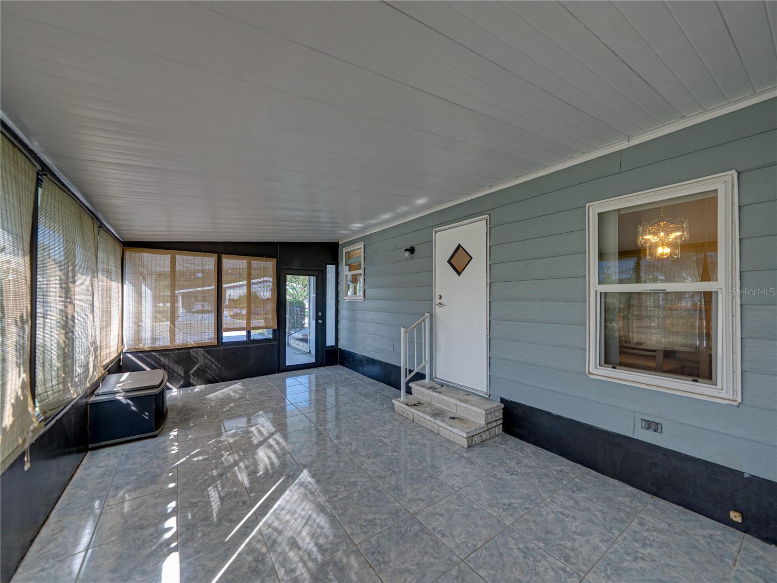 COLONY HILLS COMMUNITY - Residential