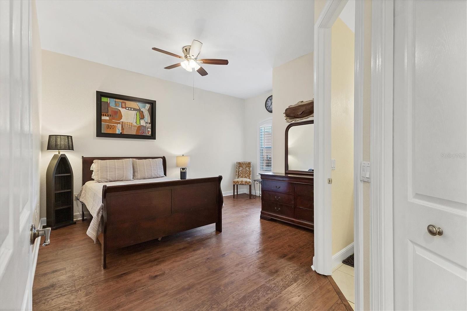 ACADEMY PARK PH I - Residential Lease