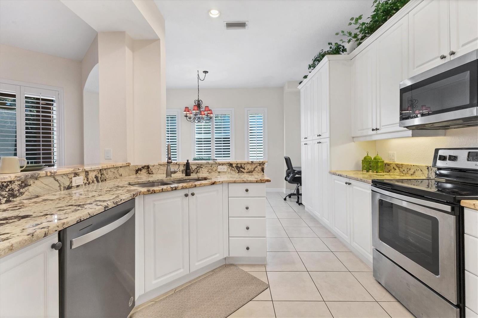 ACADEMY PARK PH I - Residential Lease