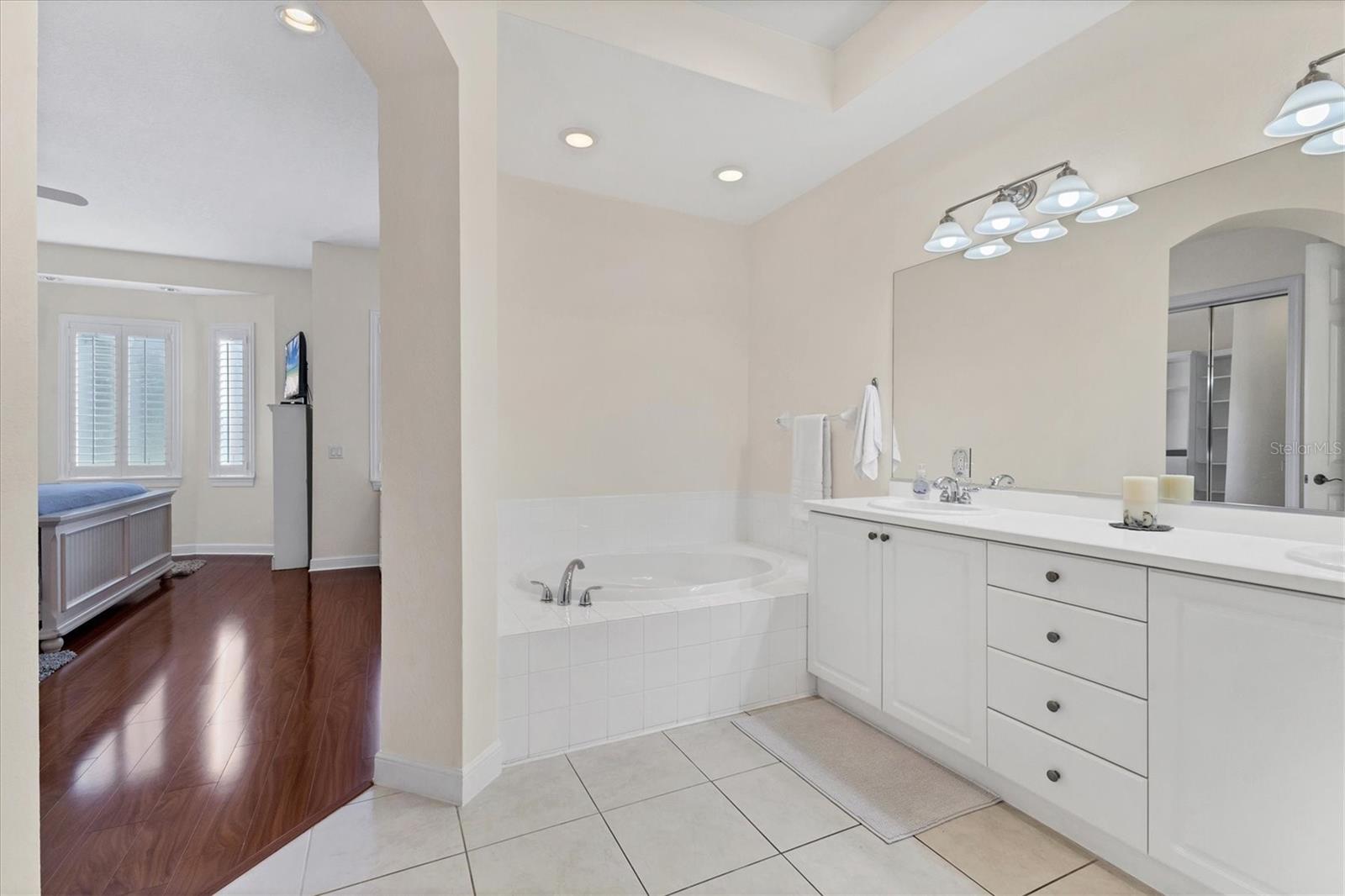 ACADEMY PARK PH I - Residential Lease