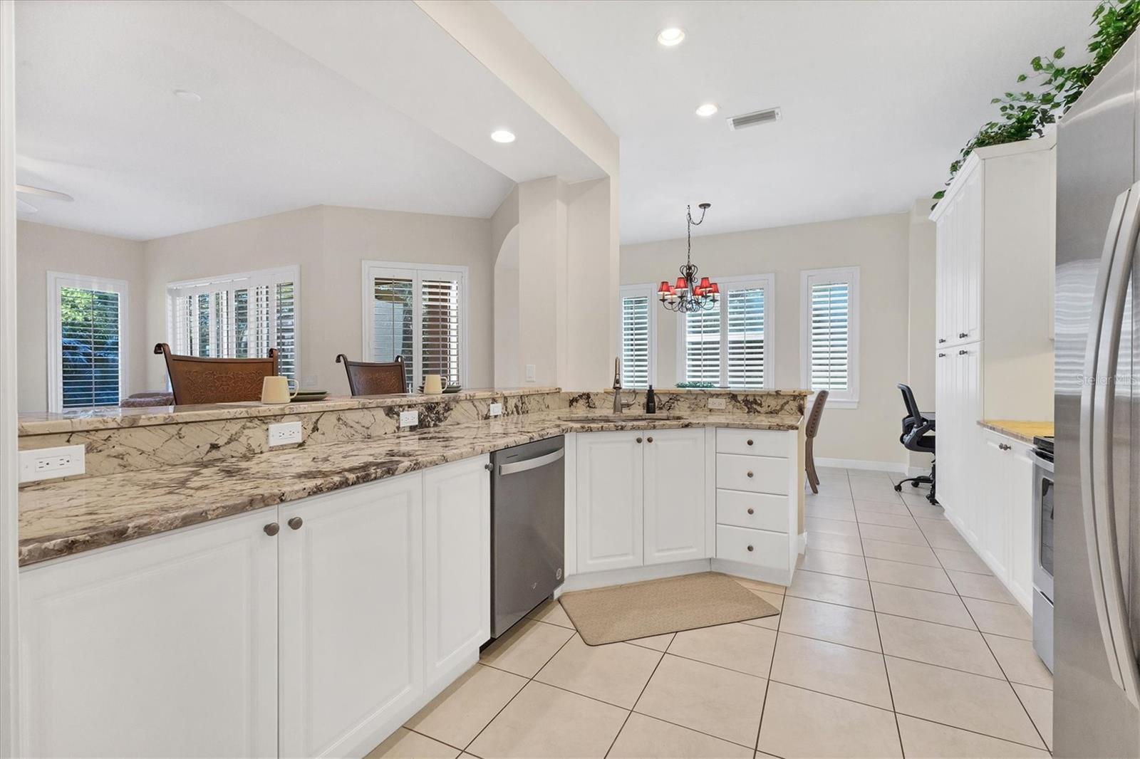 ACADEMY PARK PH I - Residential Lease