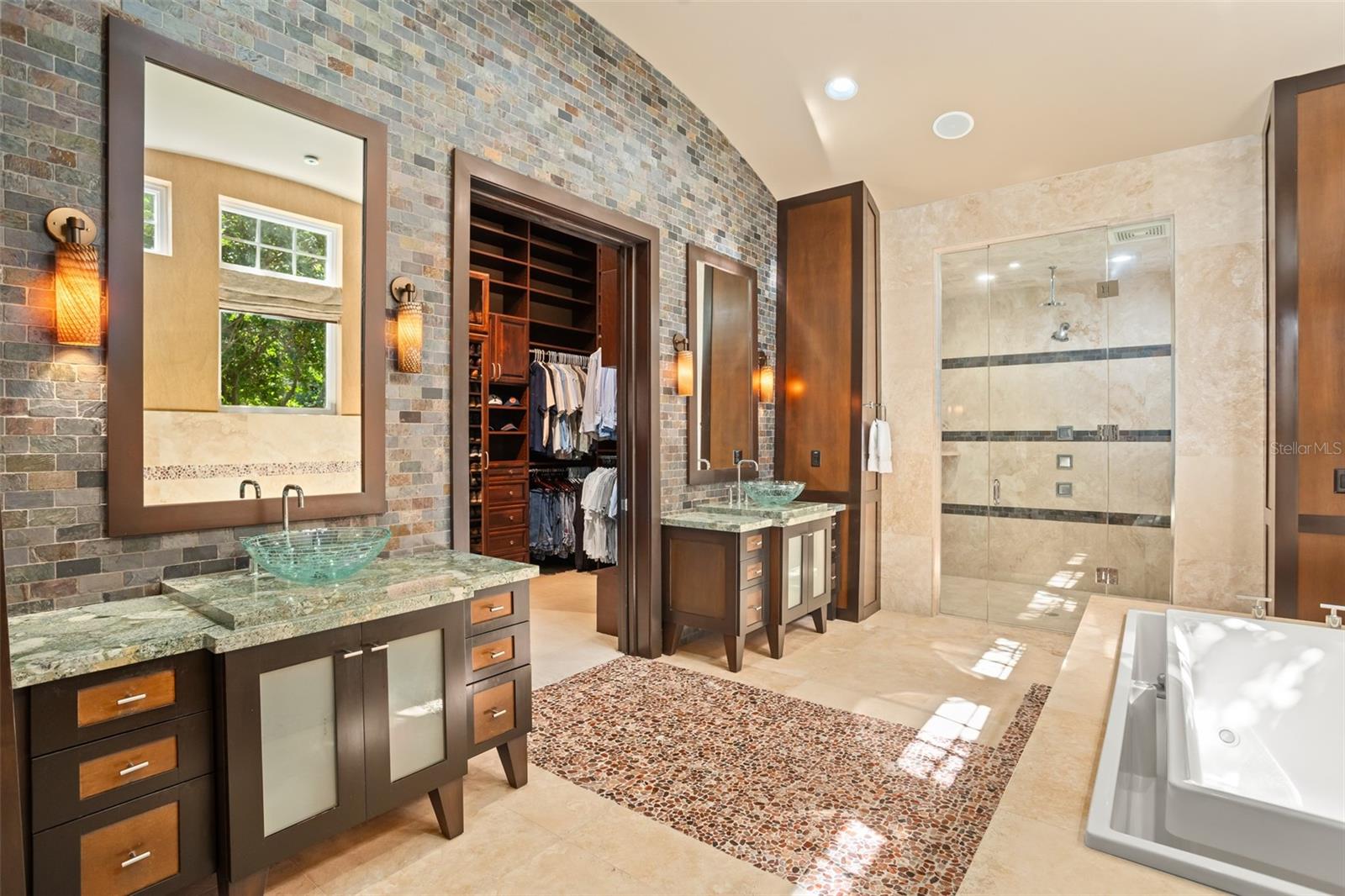 BELLARIA - Residential