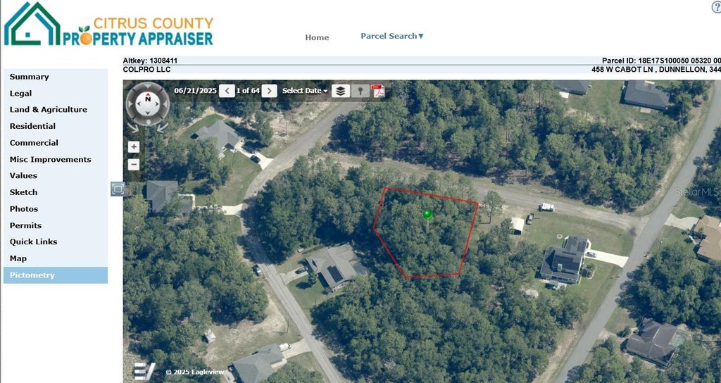 Photo of 458 W Cabot Lane, Dunnellon, FL 34434 (MLS # OM727866)