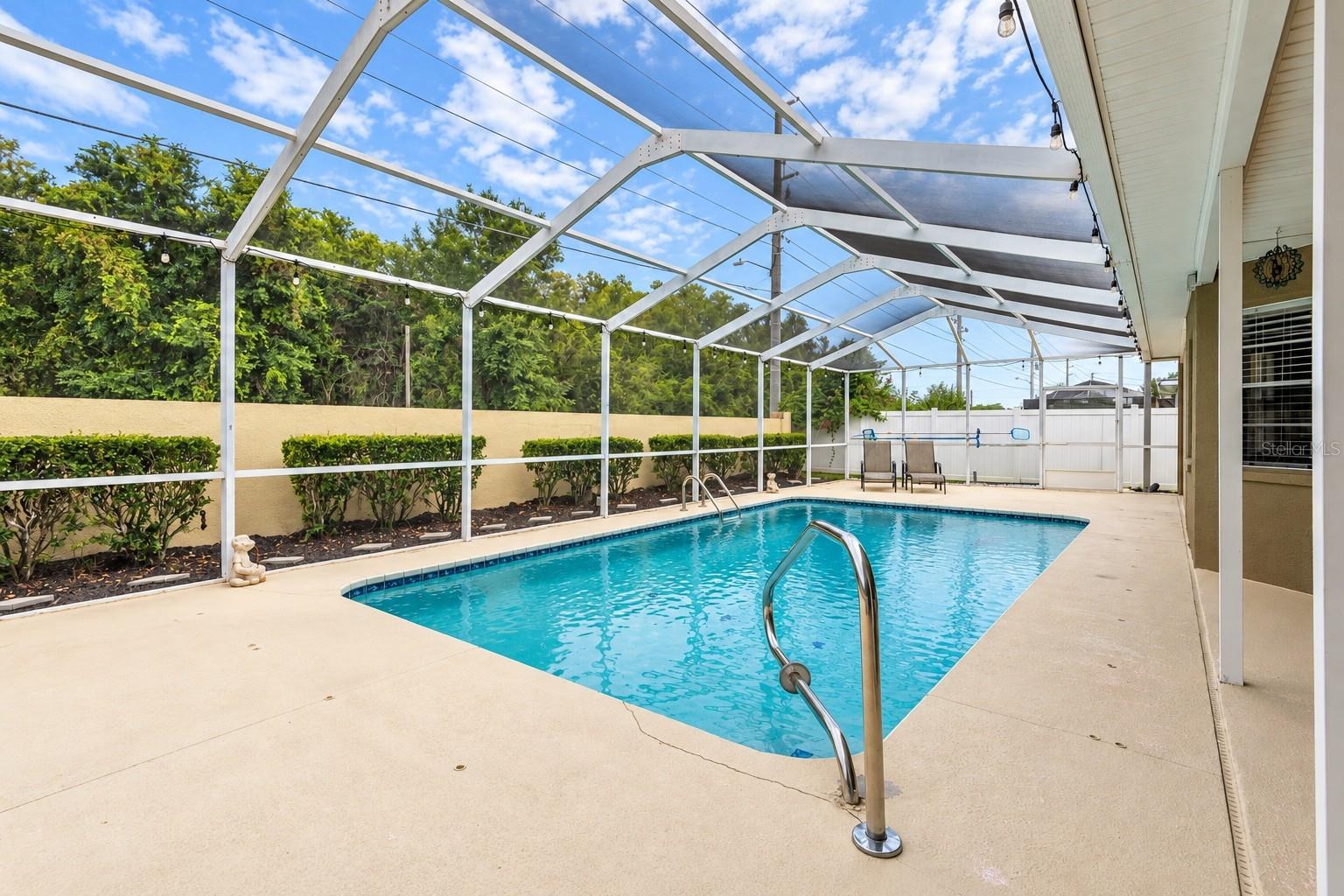 9713 LOMALINDA COURT