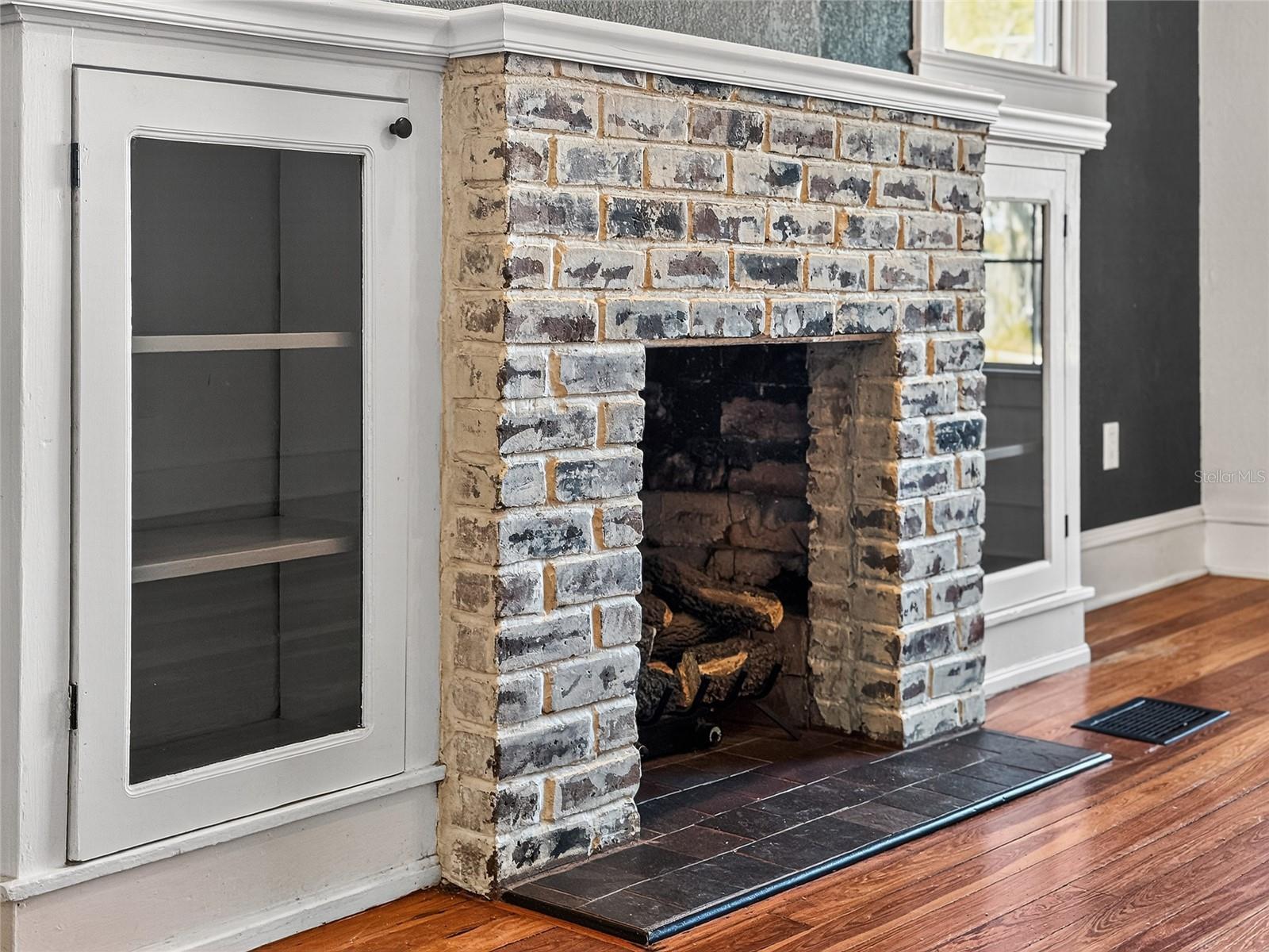 EUSTIS SENTINEL HILL - Residential Lease