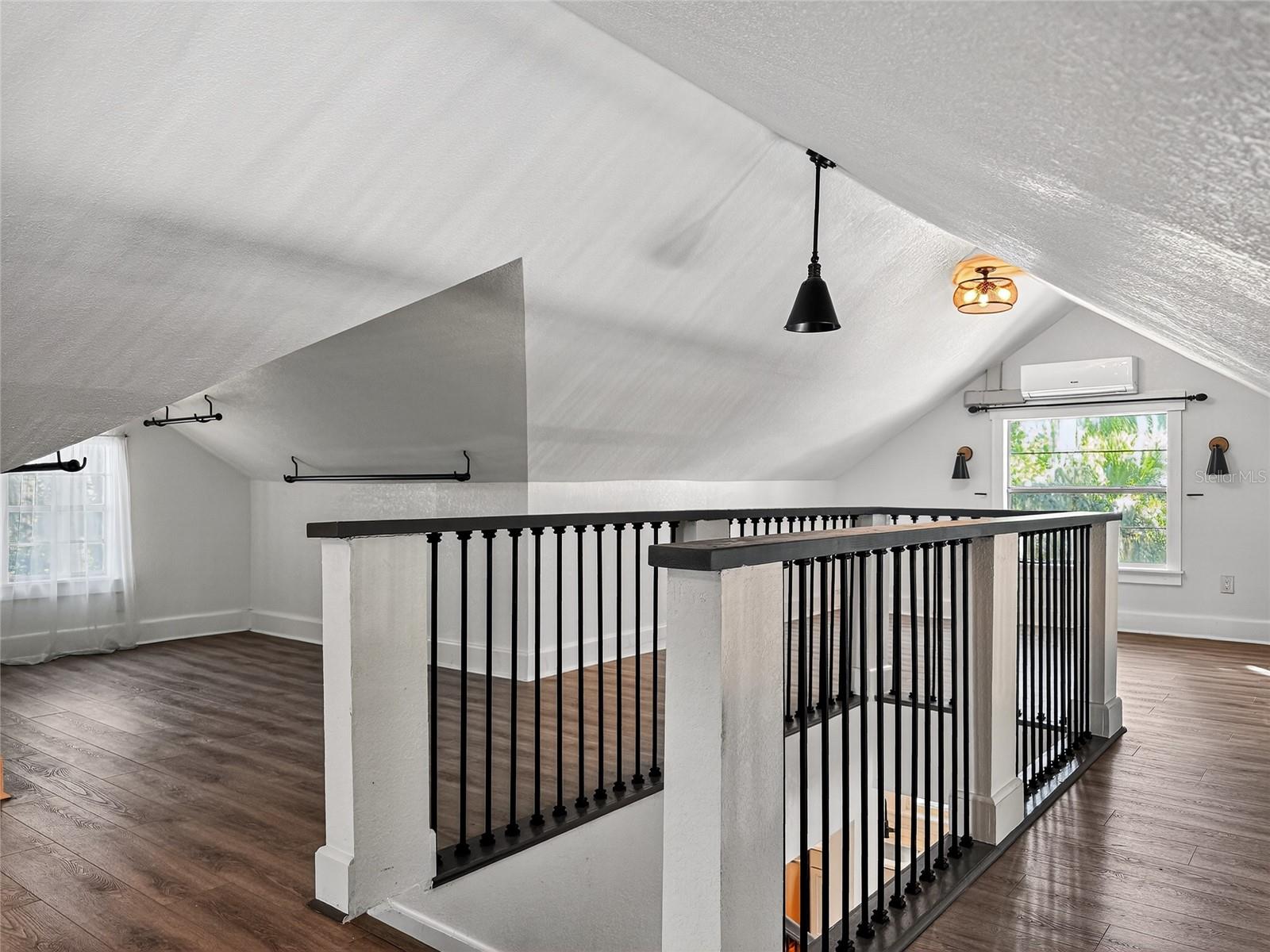 EUSTIS SENTINEL HILL - Residential Lease