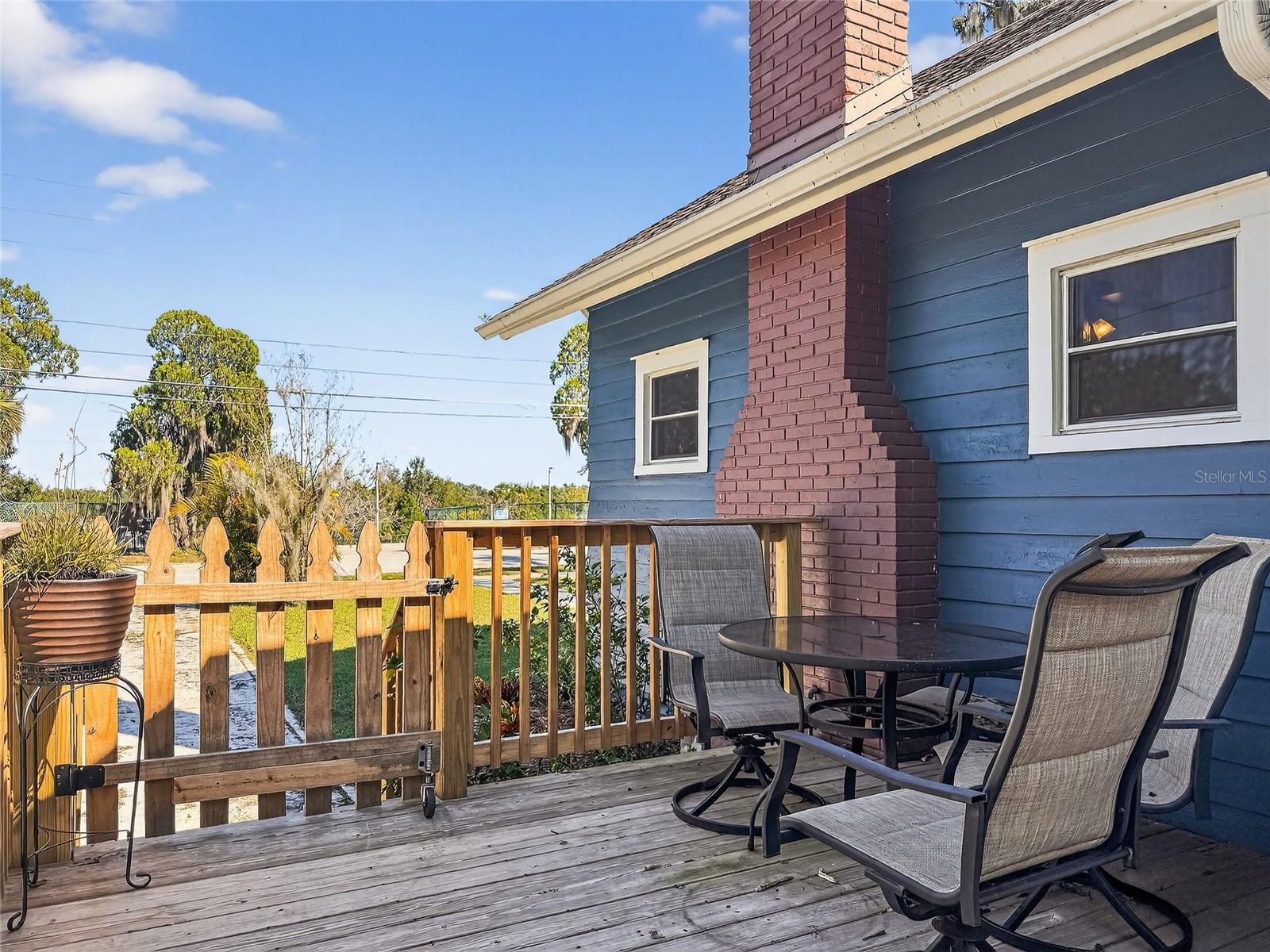 EUSTIS SENTINEL HILL - Residential Lease