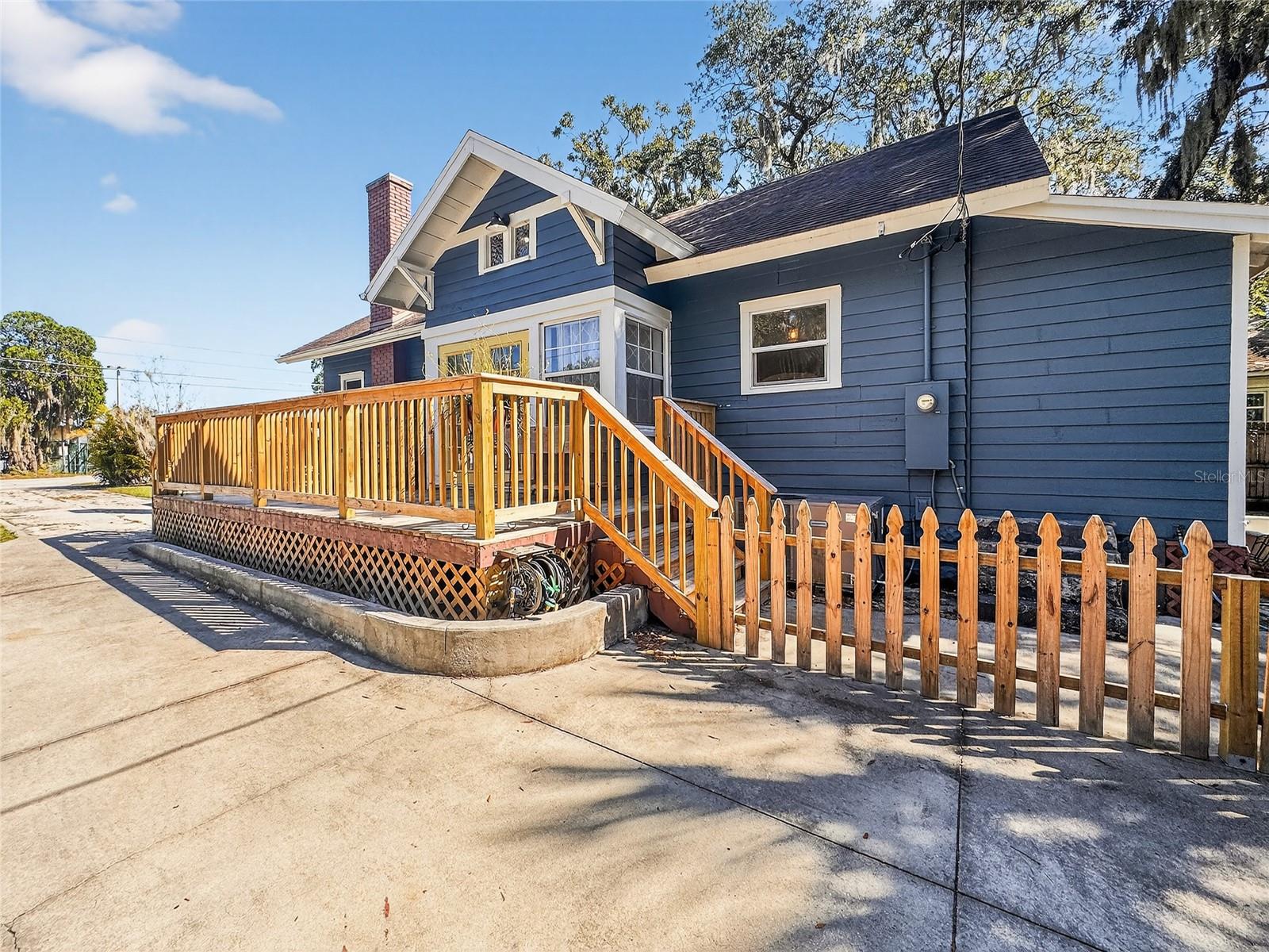 EUSTIS SENTINEL HILL - Residential Lease