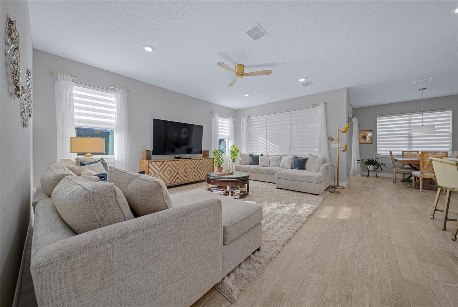 6185 SW 89TH COURT