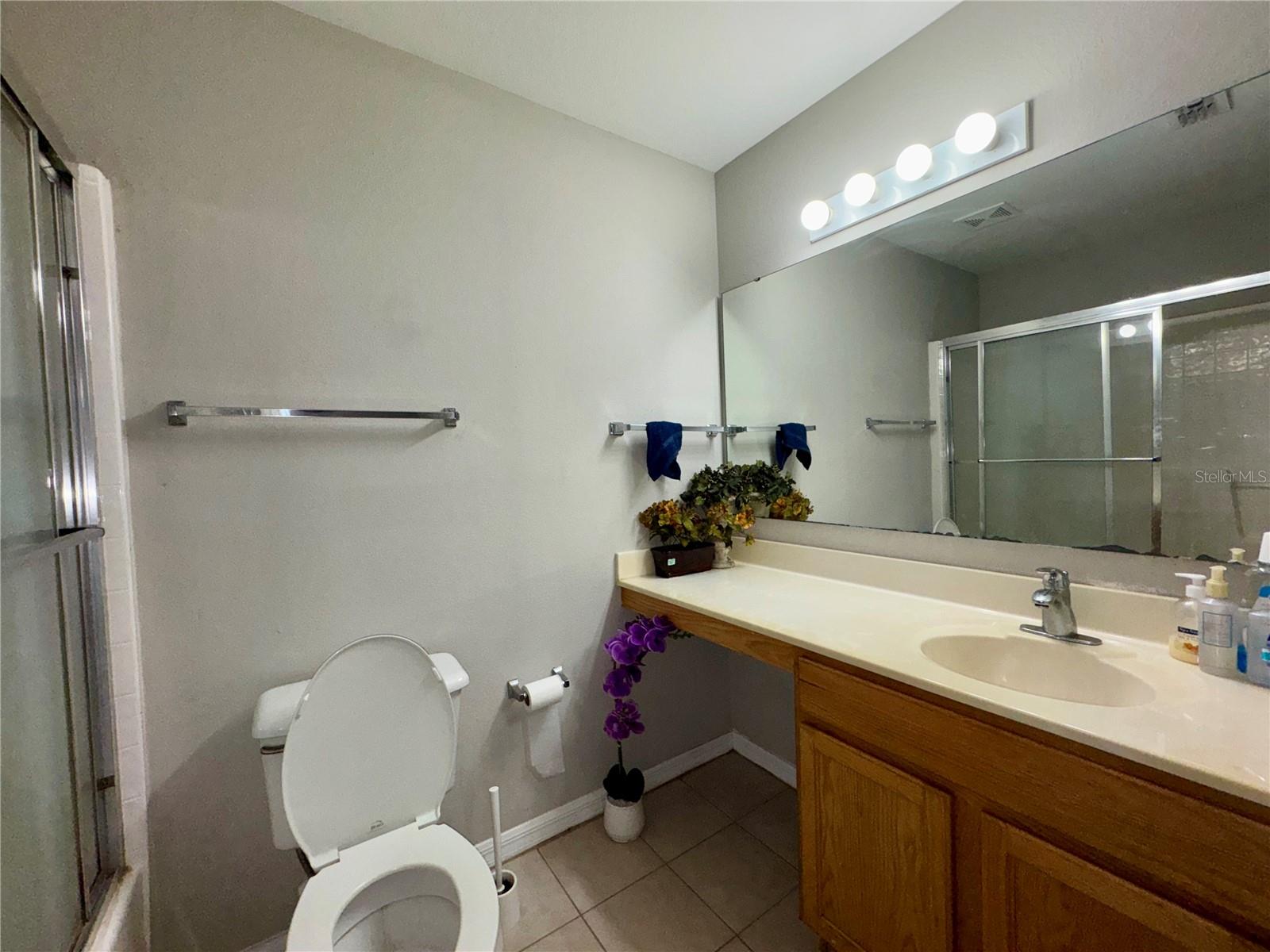 KINGS LAKE PH 3 - Residential Lease