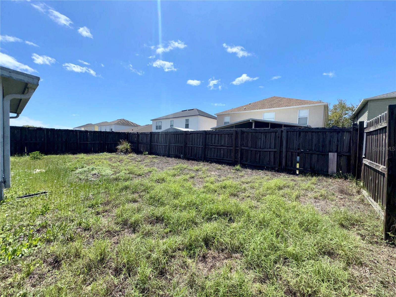 KINGS LAKE PH 3 - Residential Lease