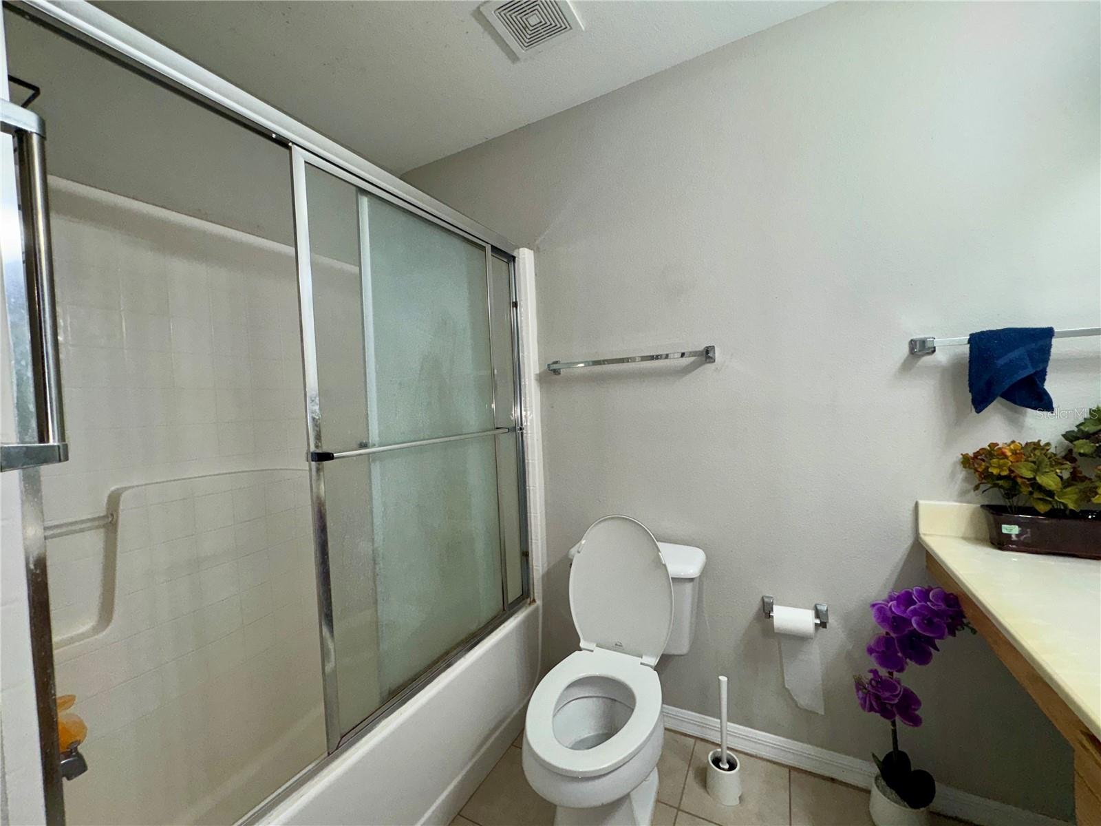 KINGS LAKE PH 3 - Residential Lease