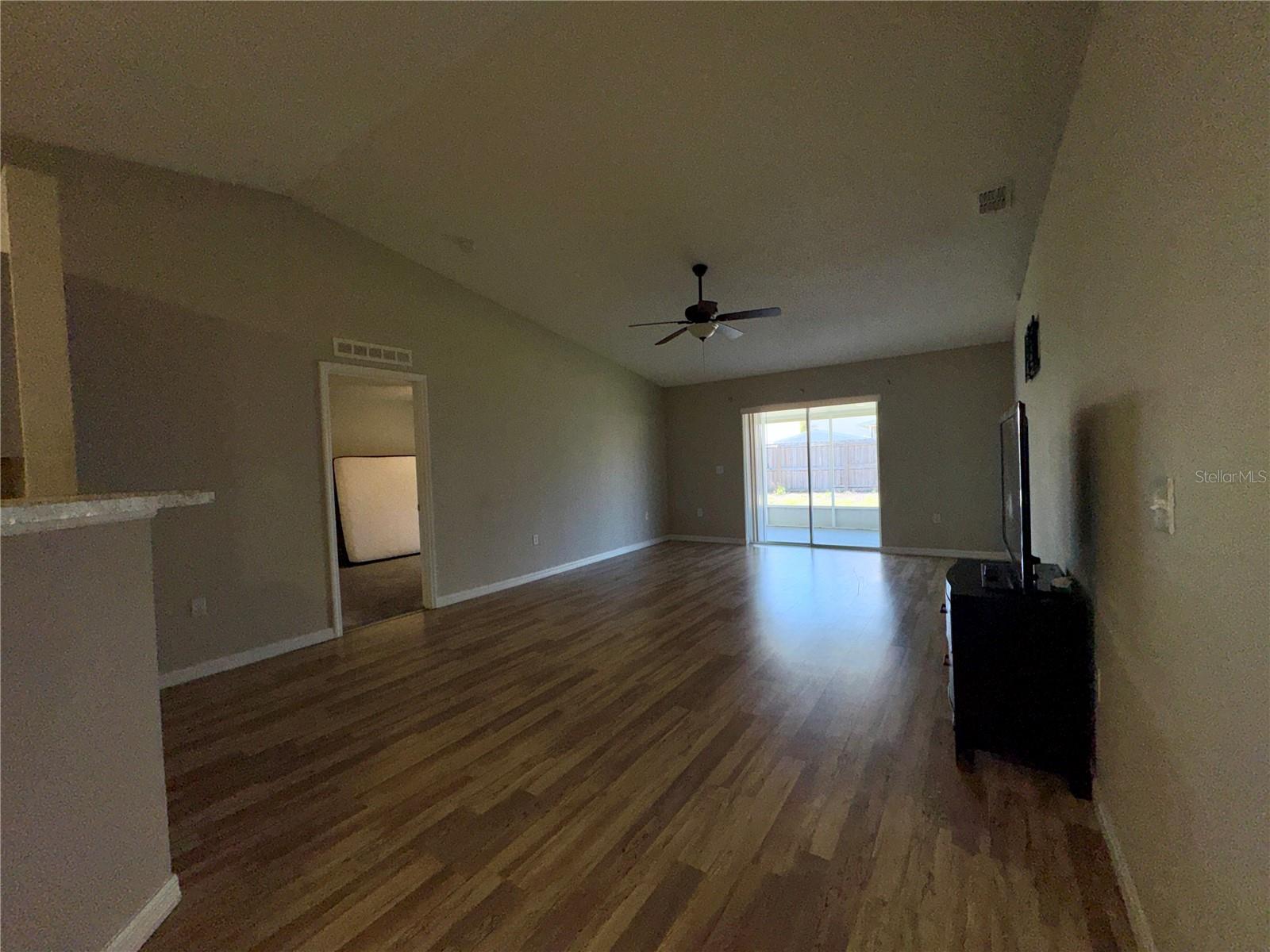 KINGS LAKE PH 3 - Residential Lease