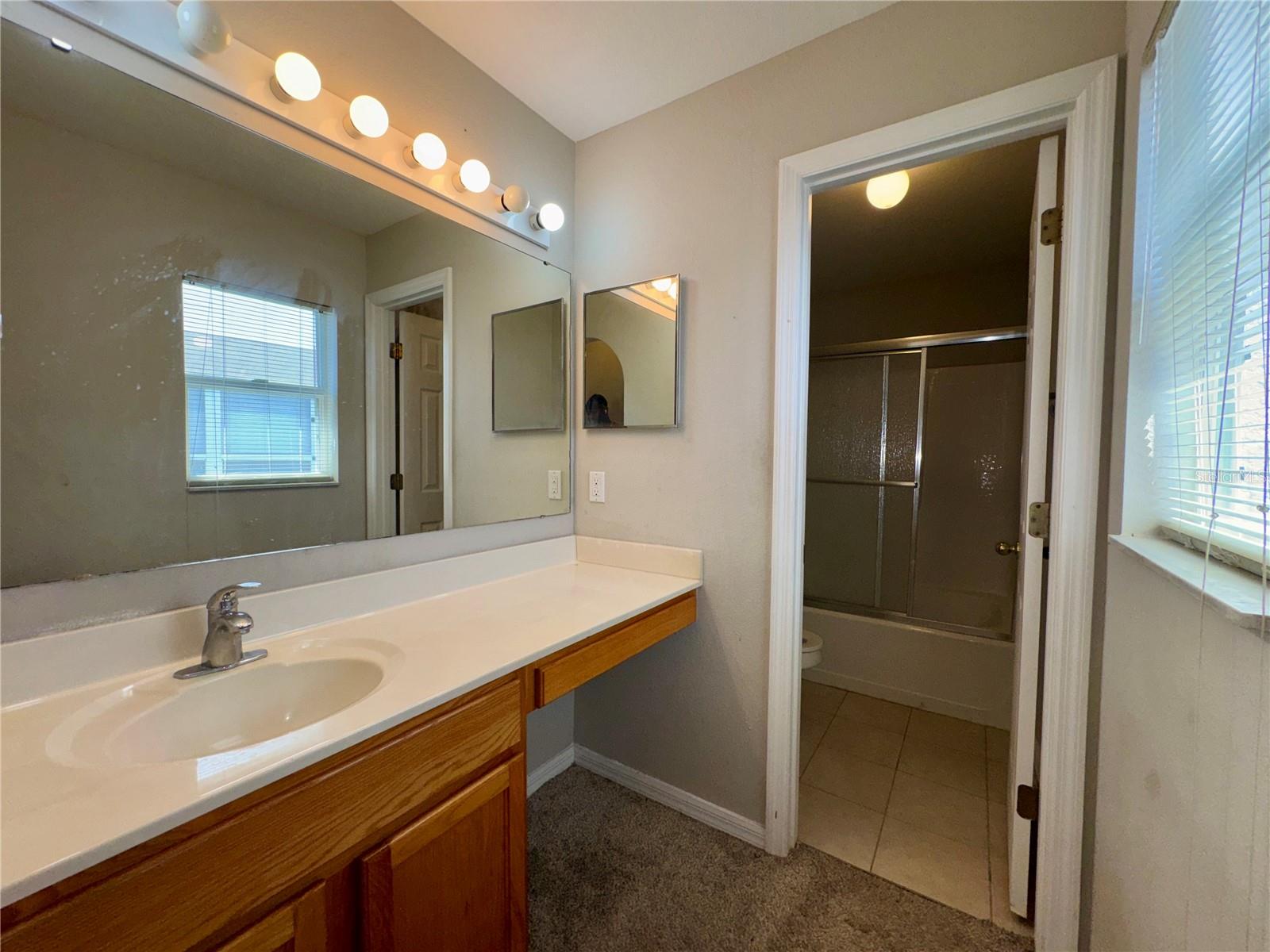 KINGS LAKE PH 3 - Residential Lease