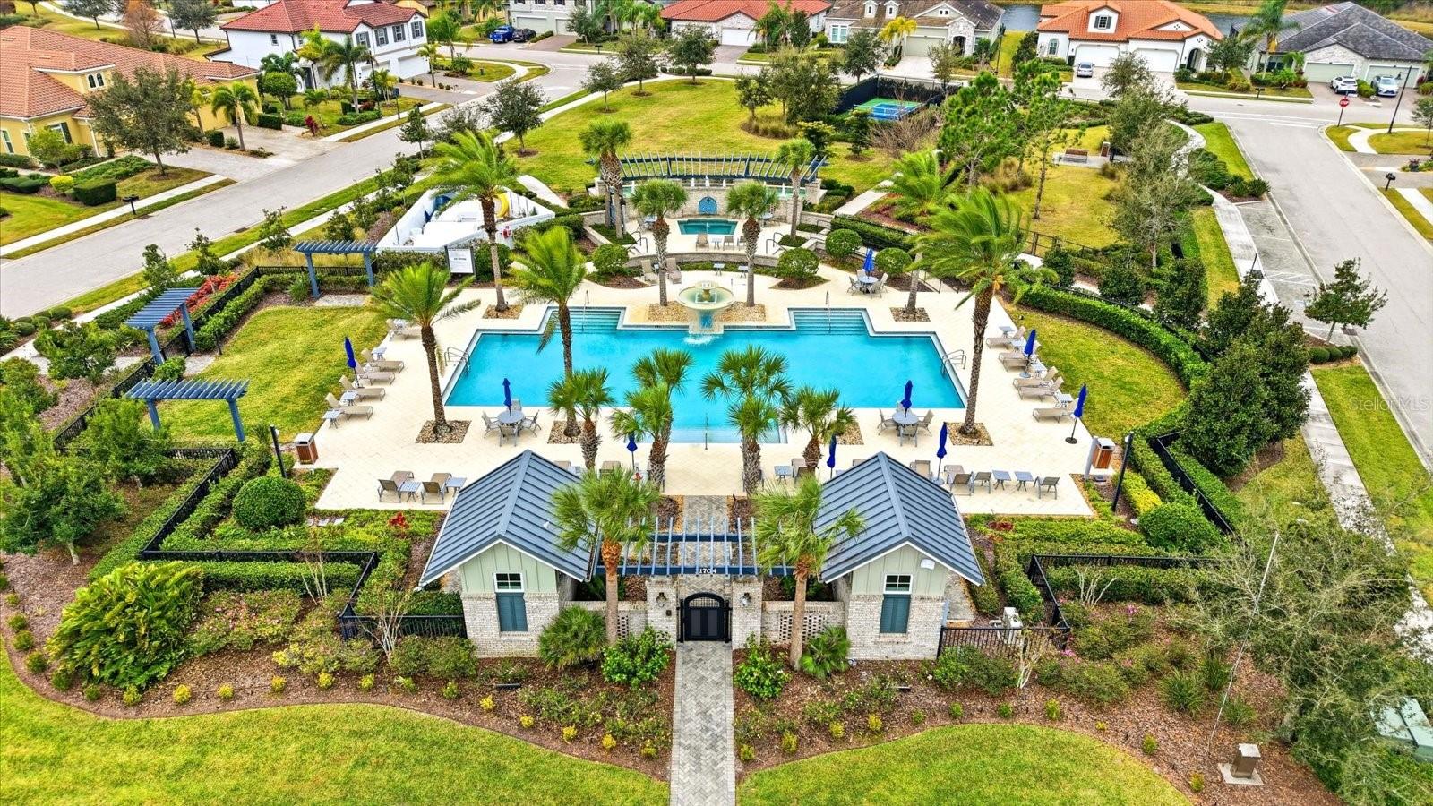 ARBOR GRANDE - Residential