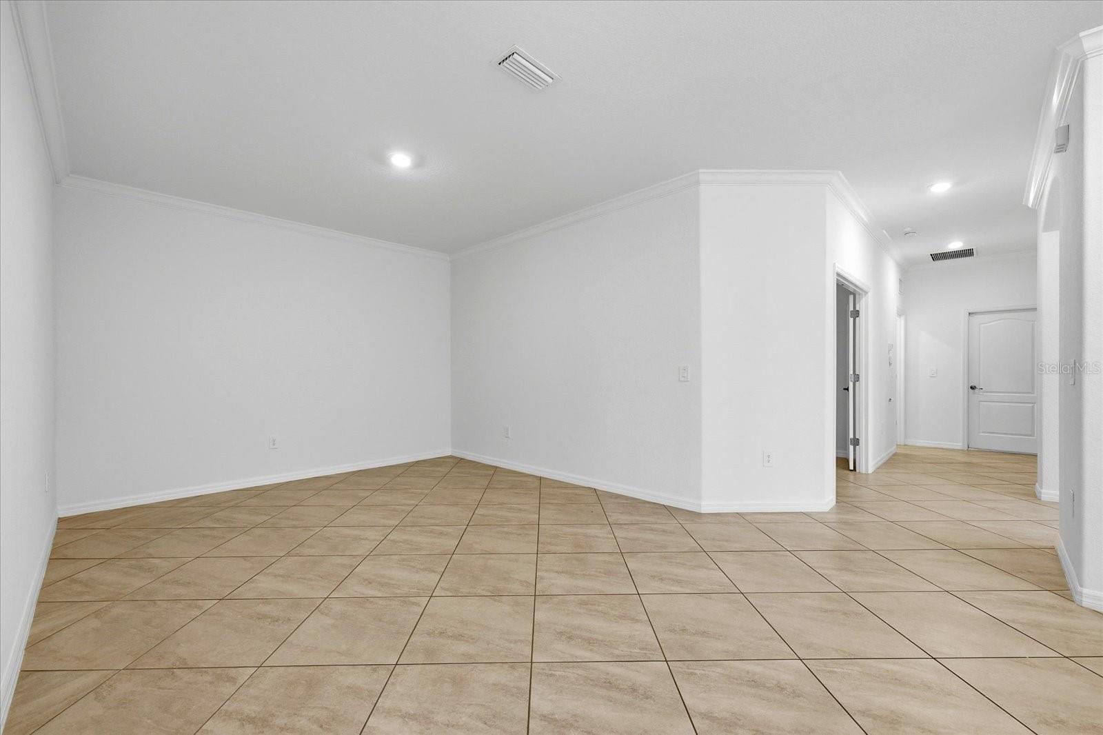 ARBOR GRANDE - Residential