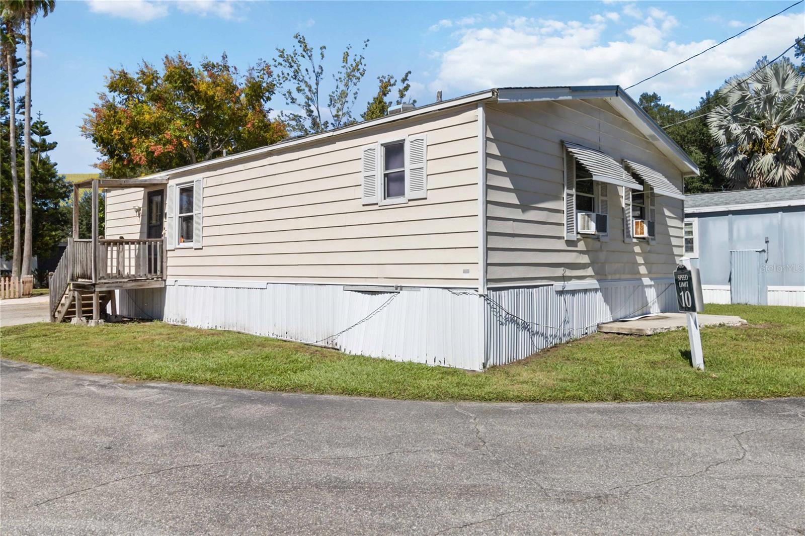 TOWN & COUNTRY MOBILE HOME PARK - Residential