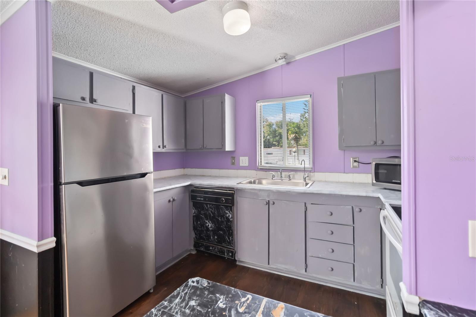 TOWN & COUNTRY MOBILE HOME PARK - Residential